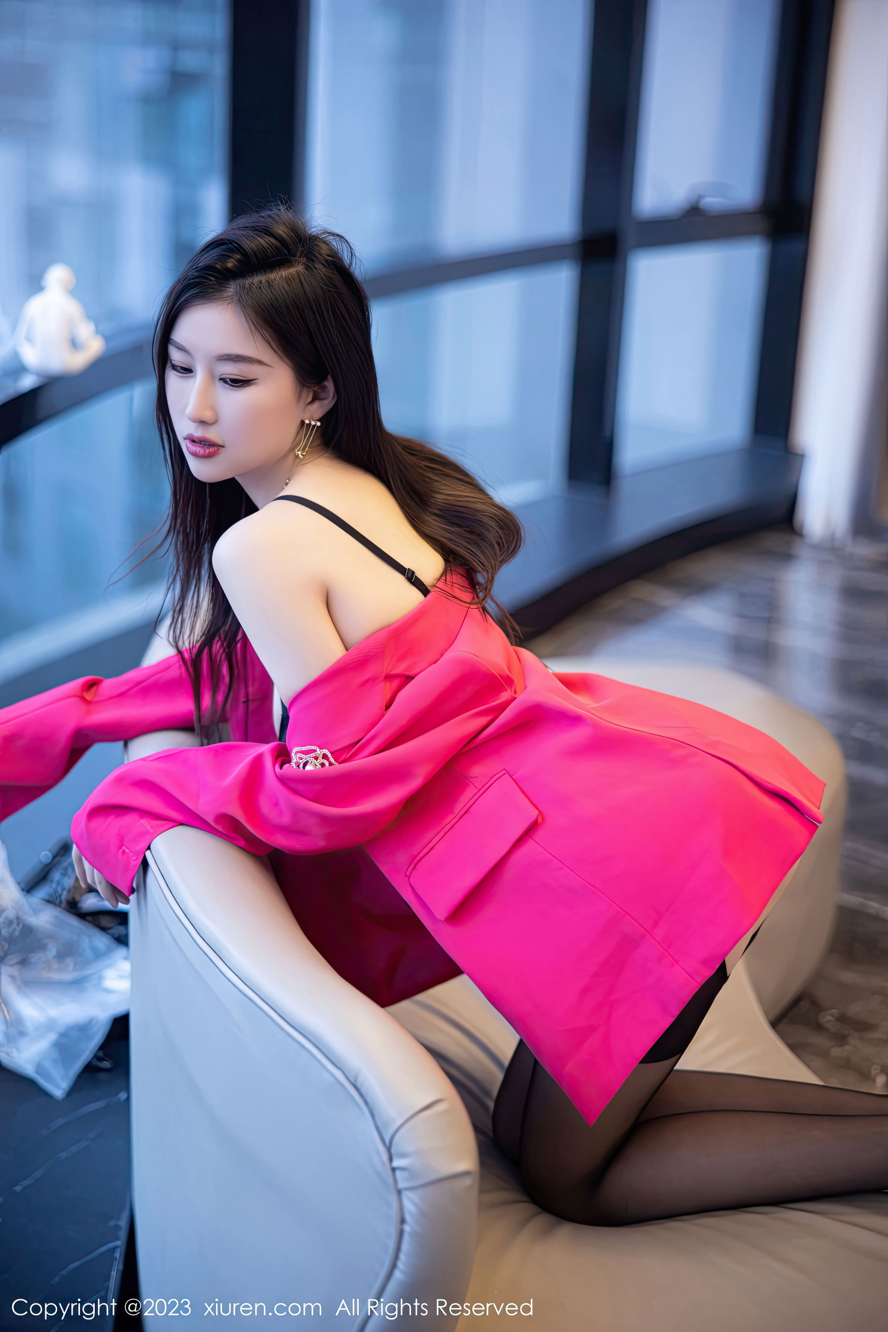 [秀人XiuRen] No.6103 月音瞳_第5张