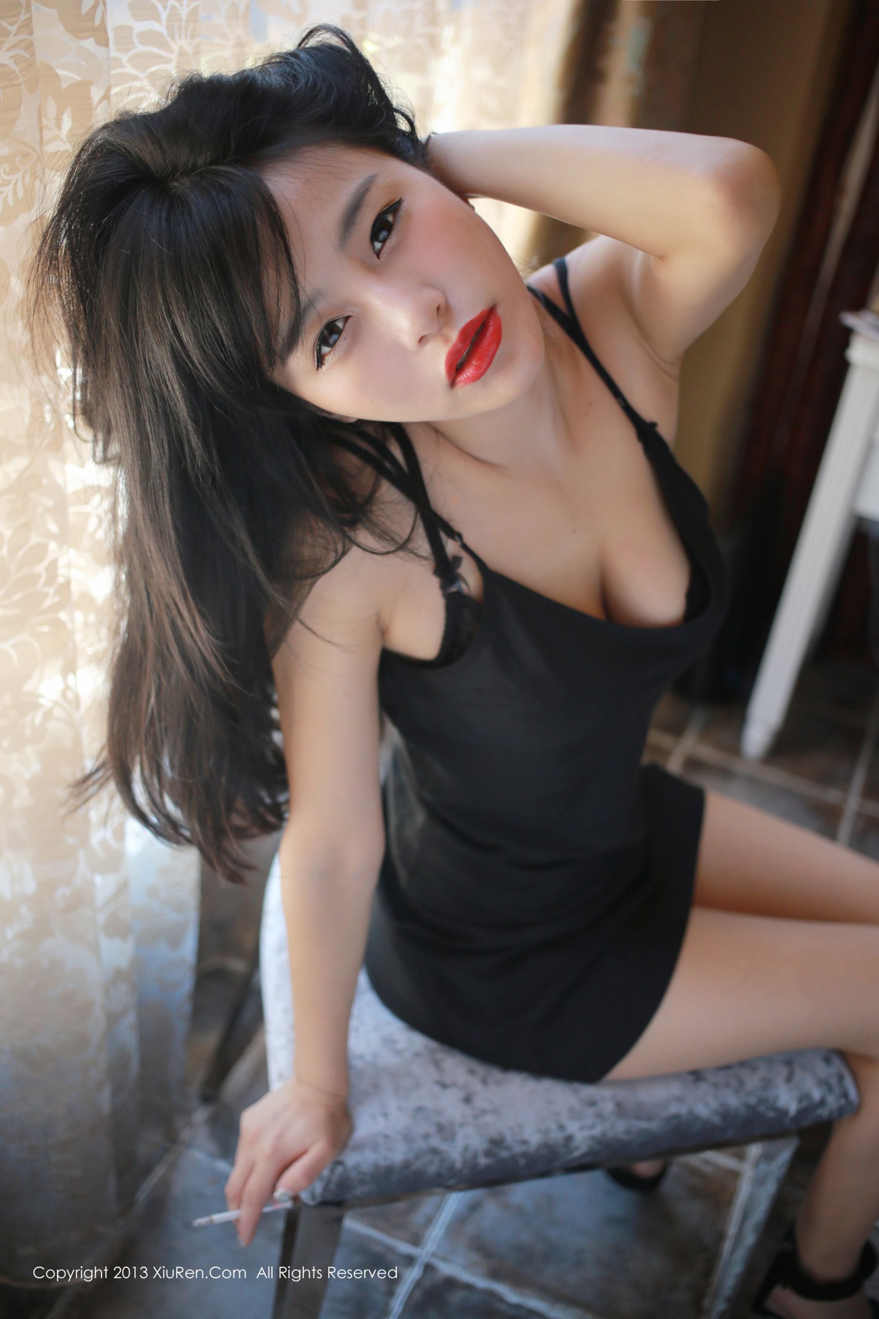 火辣模特@易欣viya [秀人网XiuRen] No.007_第4张