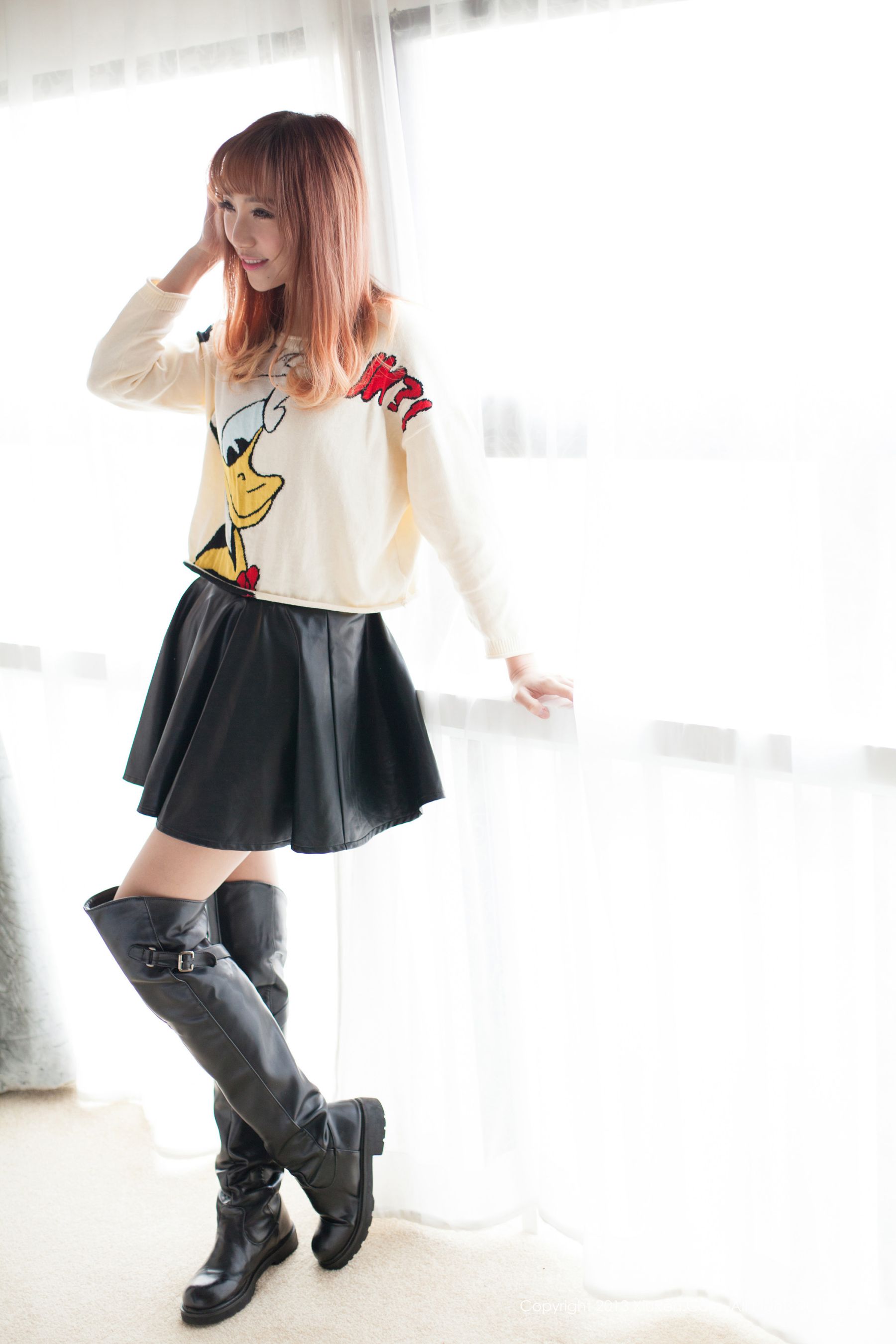 Showgirl模特鹿小茜 [秀人网XiuRen] No.054_第2张