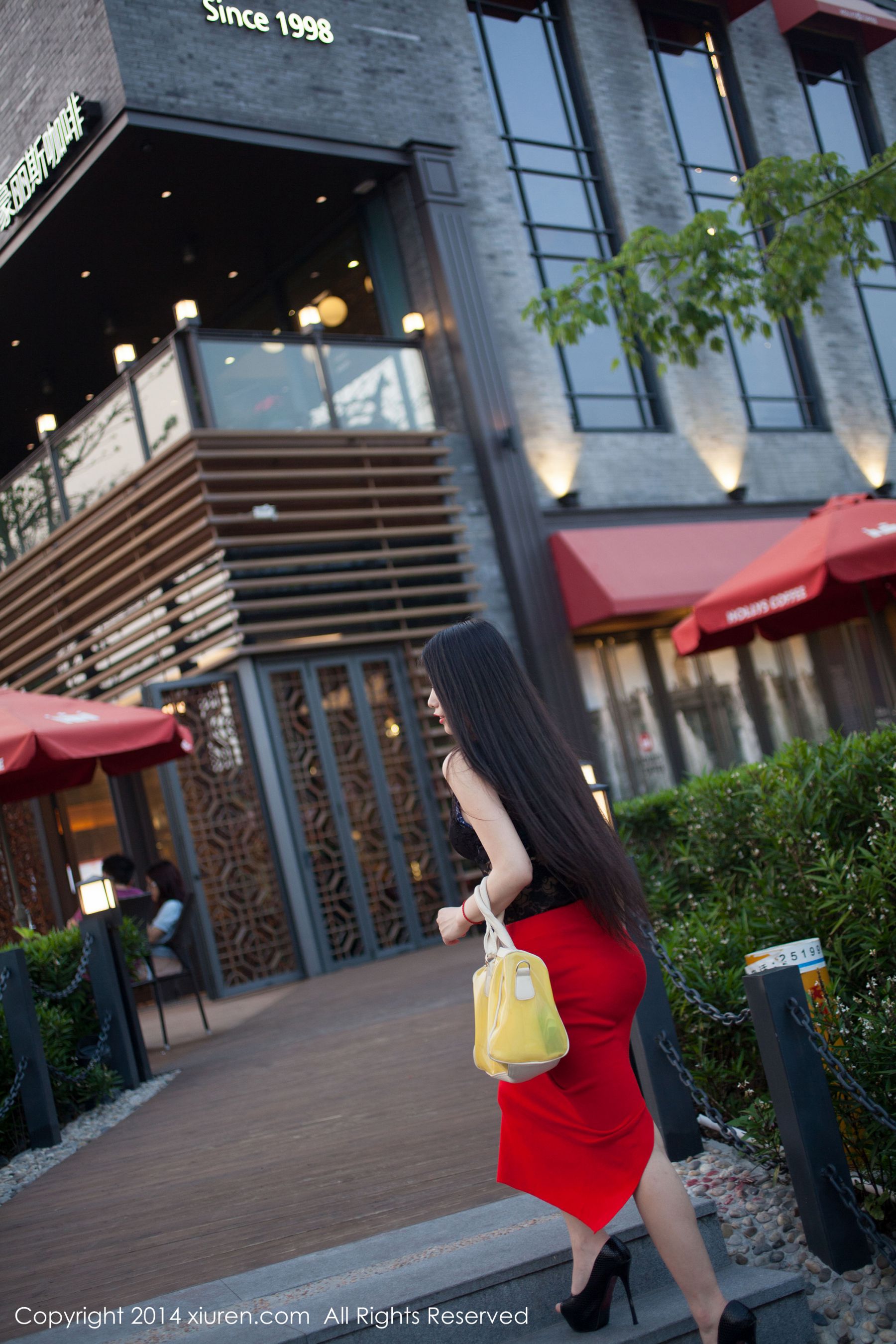 战姝羽Zina《翘臀无敌》 [秀人网XiuRen] No.128_第4张