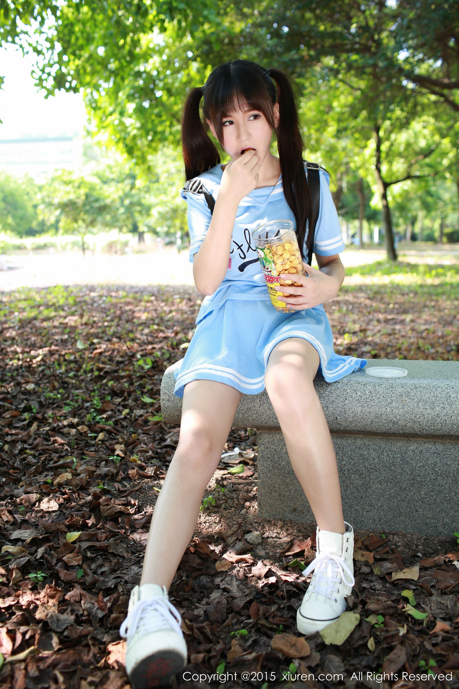 唐雨辰TYC《广州大学城野外》 [秀人网XiuRen] No.387_第3张