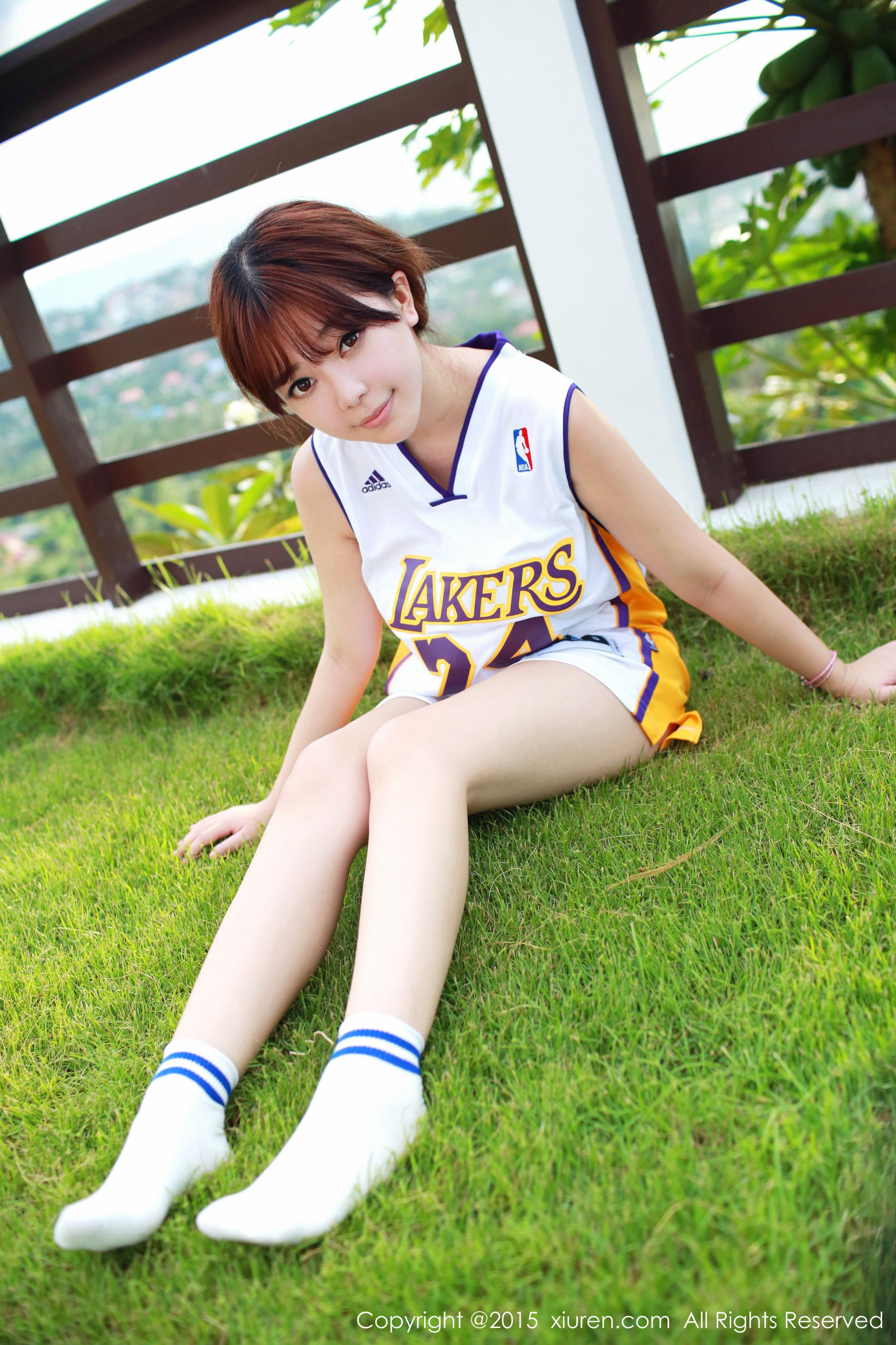 刘飞儿Faye《科比篮球服+布条内衣》 [秀人网XiuRen] No.452_第4张