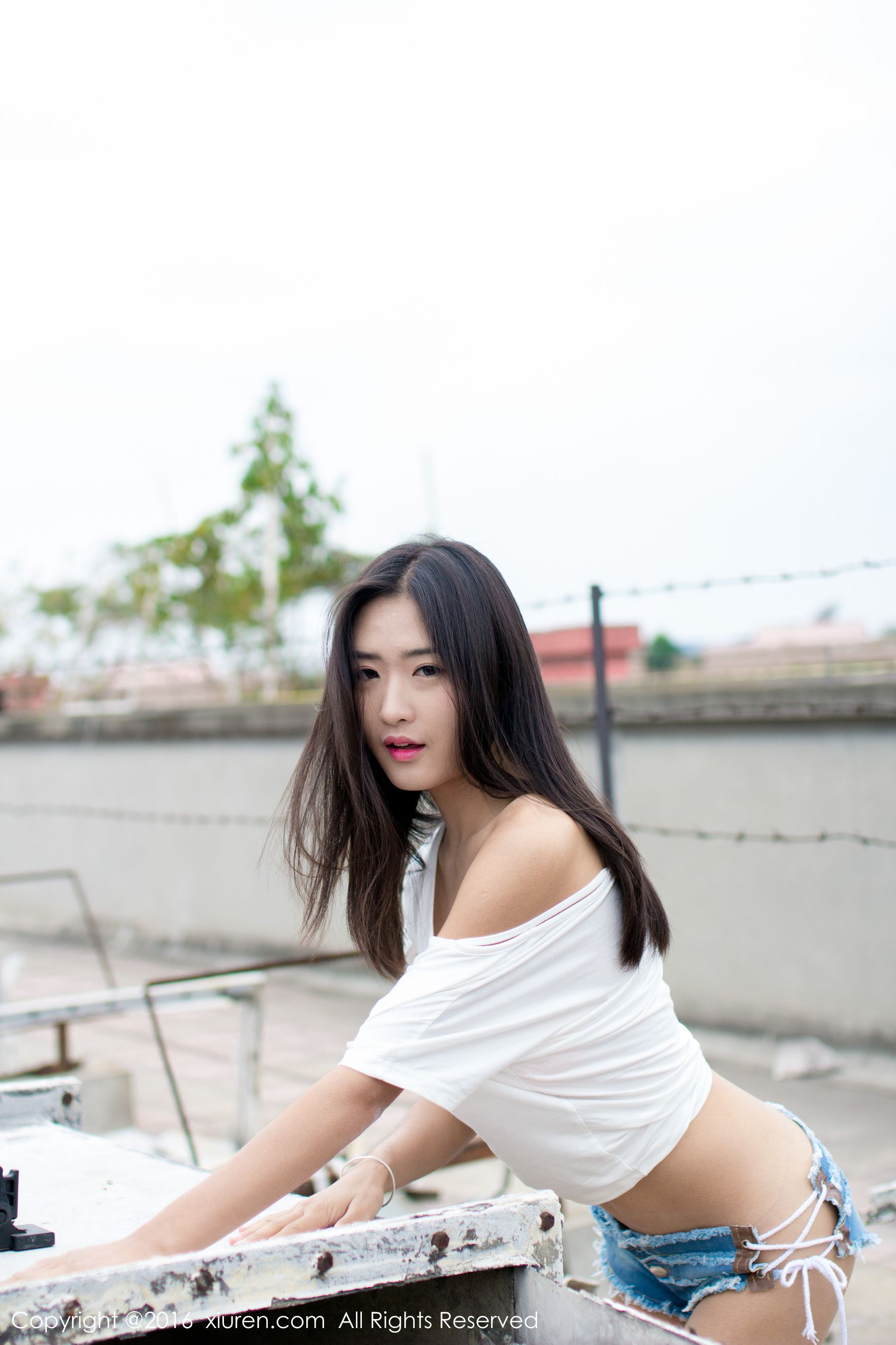 周琰琳LIN《红颜朱唇，宛若青莲出水》 [秀人网XiuRen] No.624_第5张