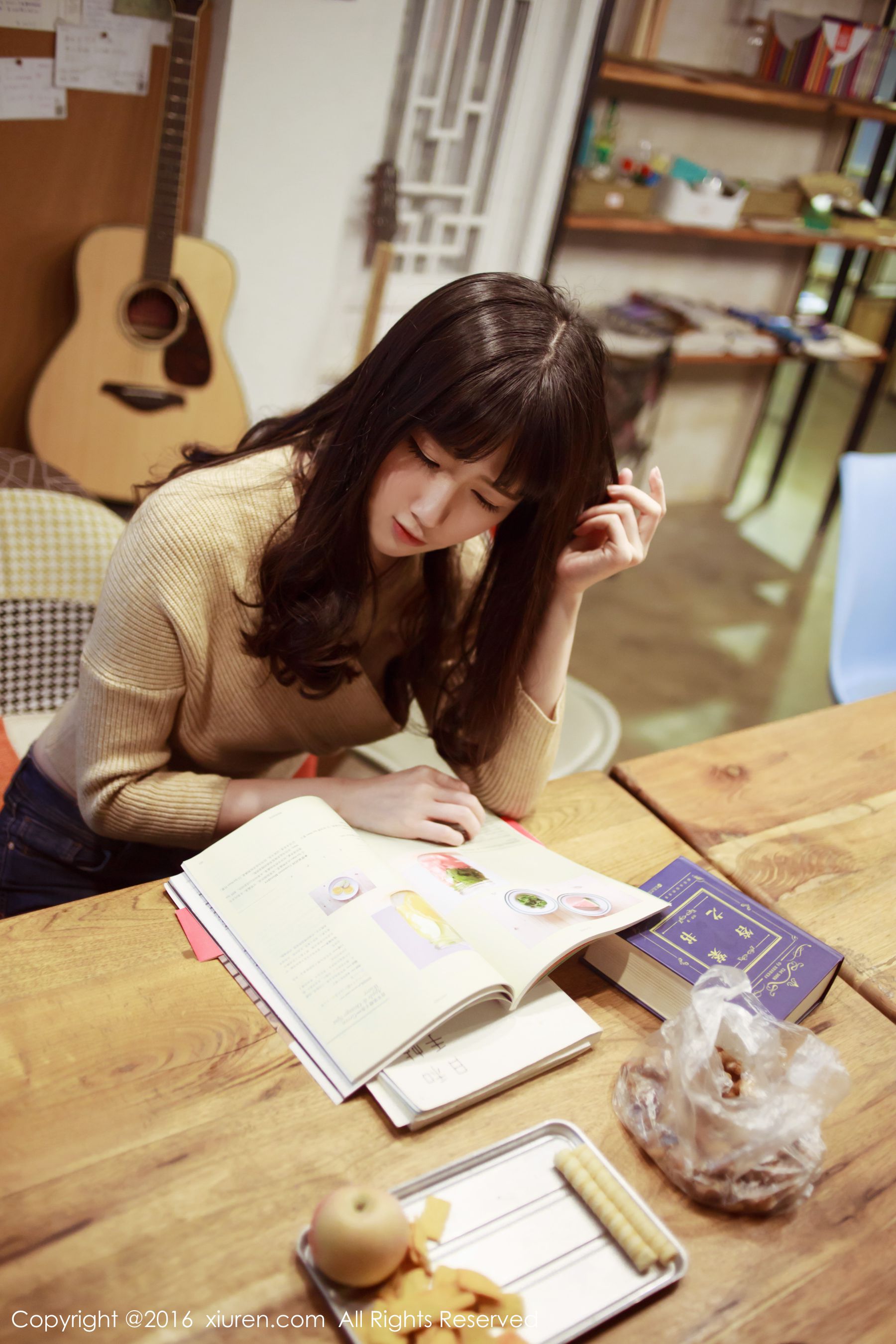 少女心雪雪《少女芳香的梦魂萦绕》 [秀人网XiuRen] No.640_第2张