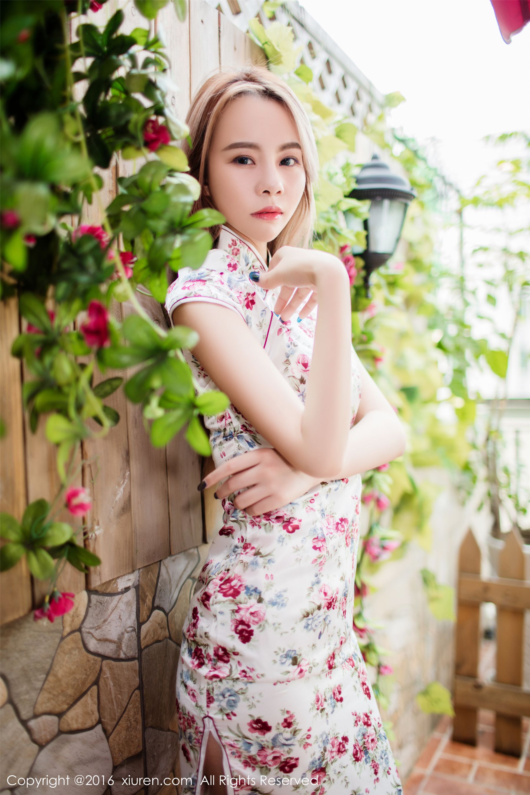 妩媚美女@虞姬儿《道不尽的性感与温柔》 [秀人网XiuRen] No.658_第4张