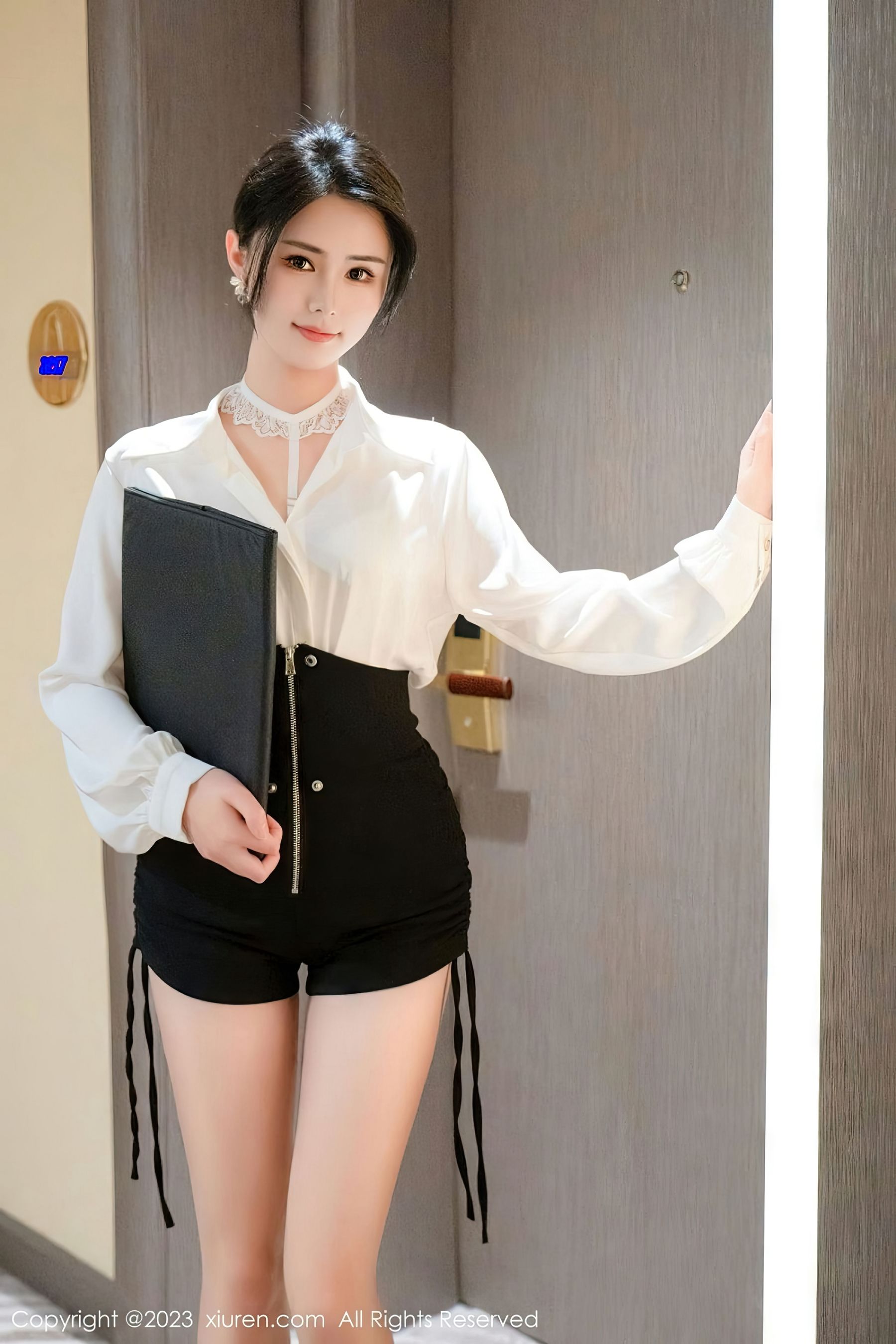 [秀人XiuRen] 2023.04.04 No.6521 尹甜甜_第5张