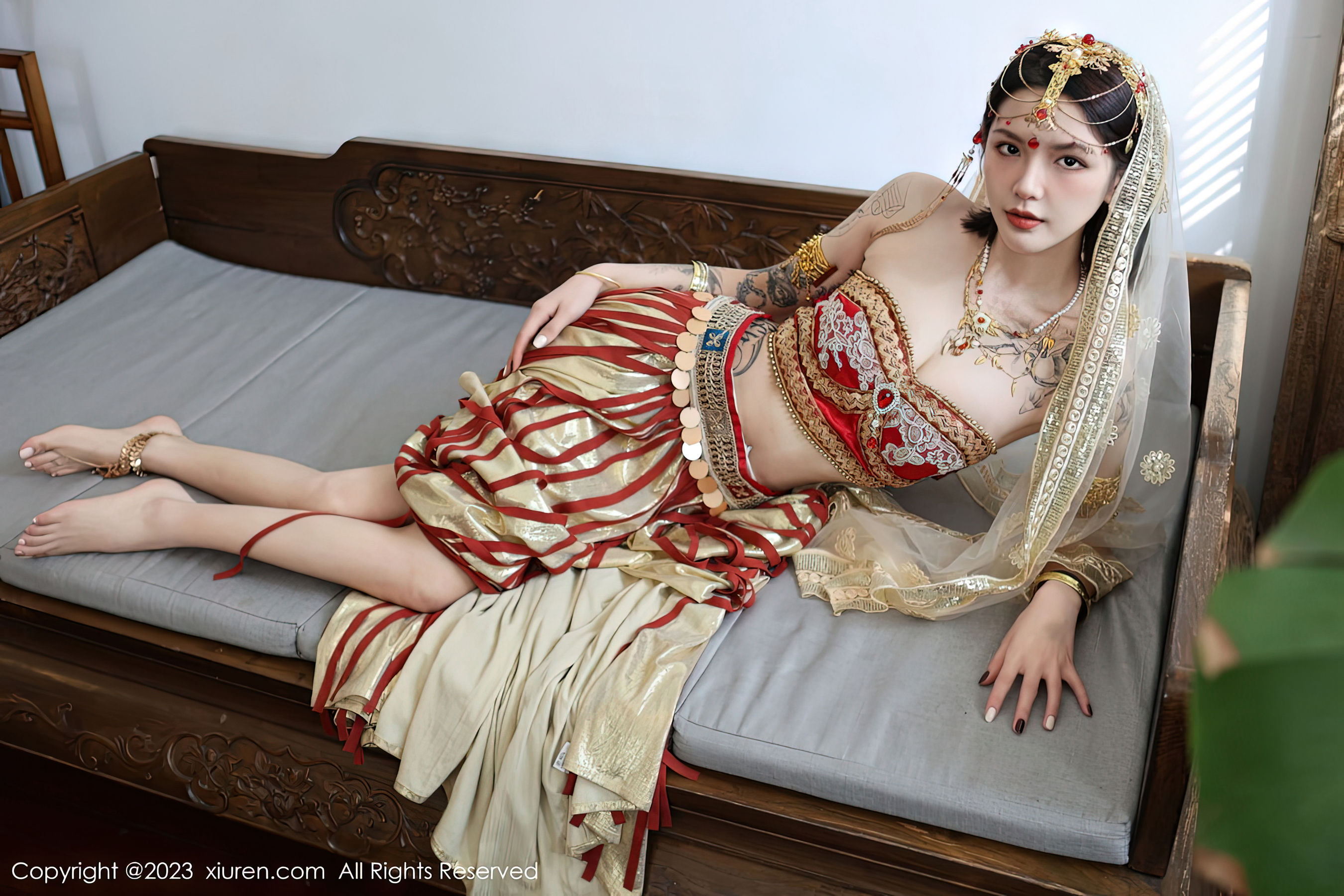 [秀人XiuRen] 2023.02.09 No.6240 乔一一_第4张