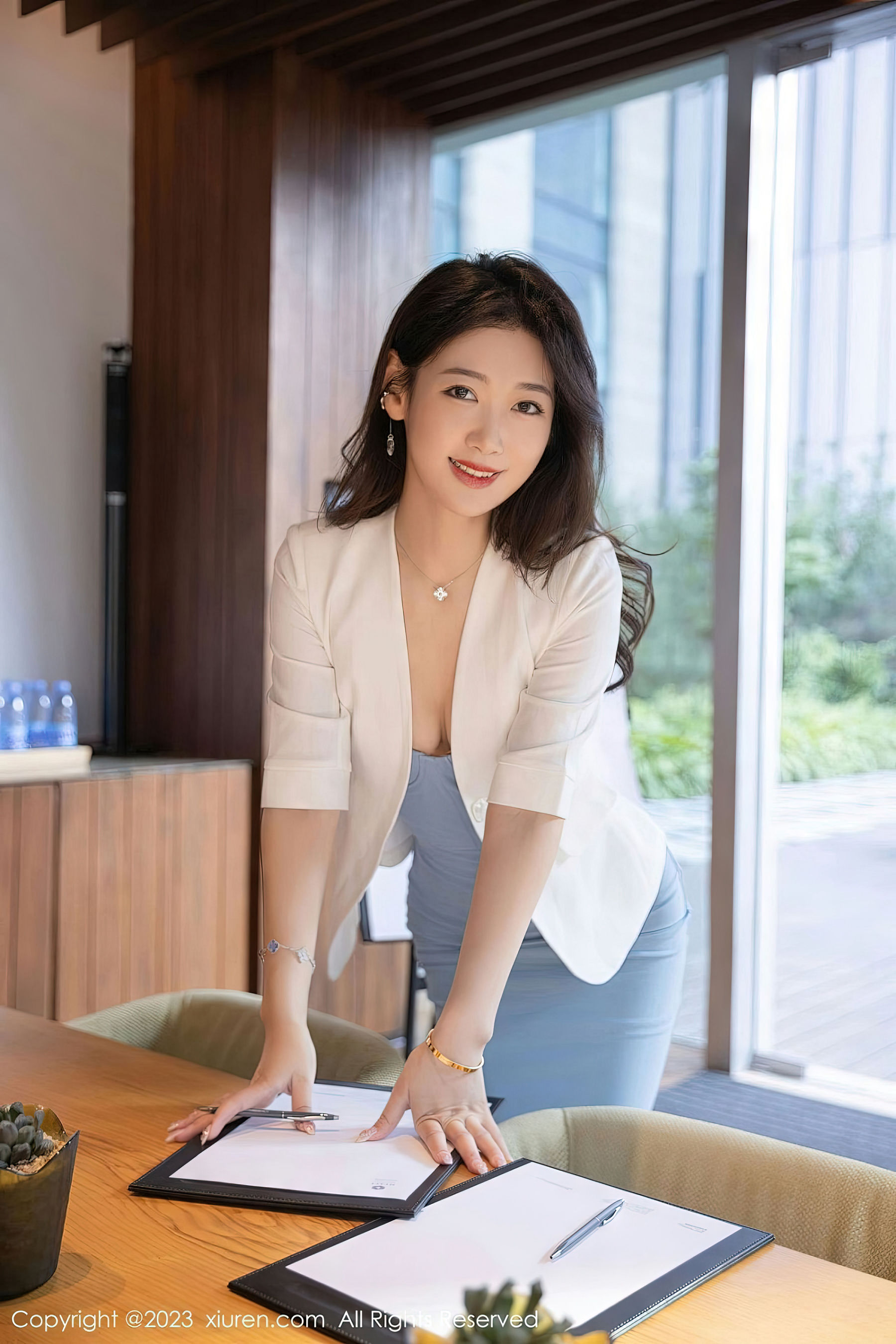 [秀人XiuRen] 2023.03.06 No.6368 唐安琪_第3张