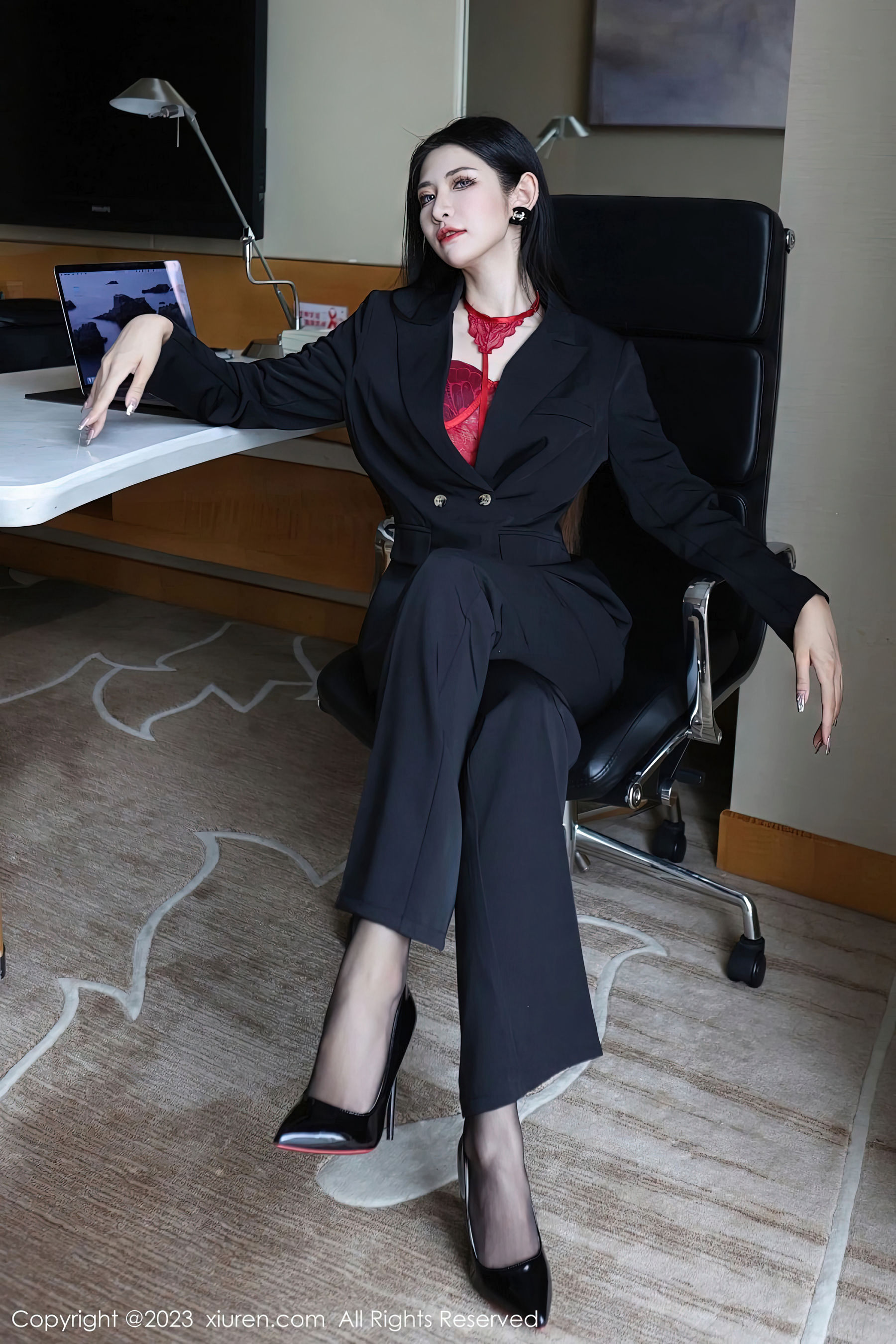 [秀人XiuRen] 2023.03.13 No.6402 依娜_第3张