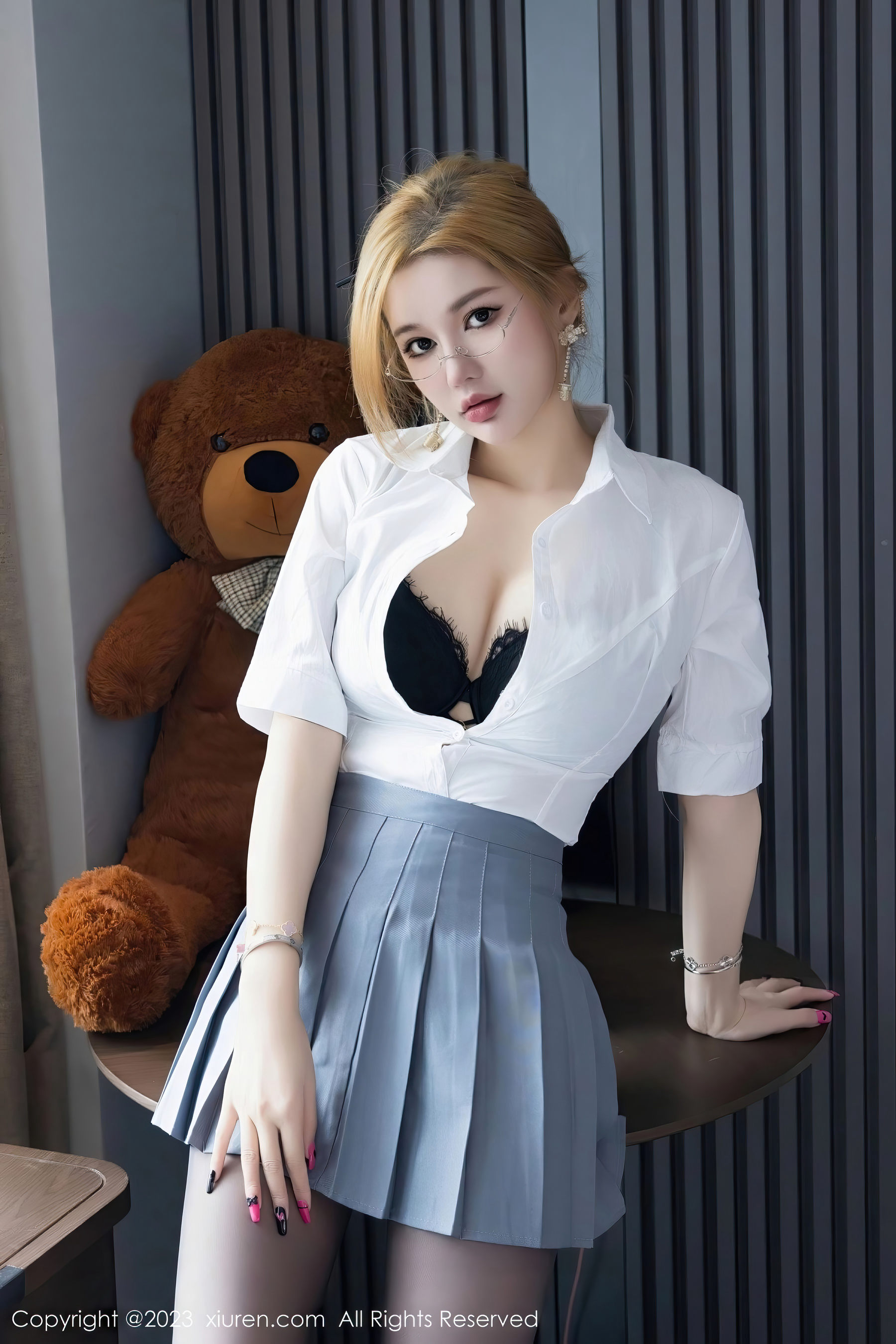 [秀人XiuRen] 2023.06.01 No.6836 杨可可_第2张