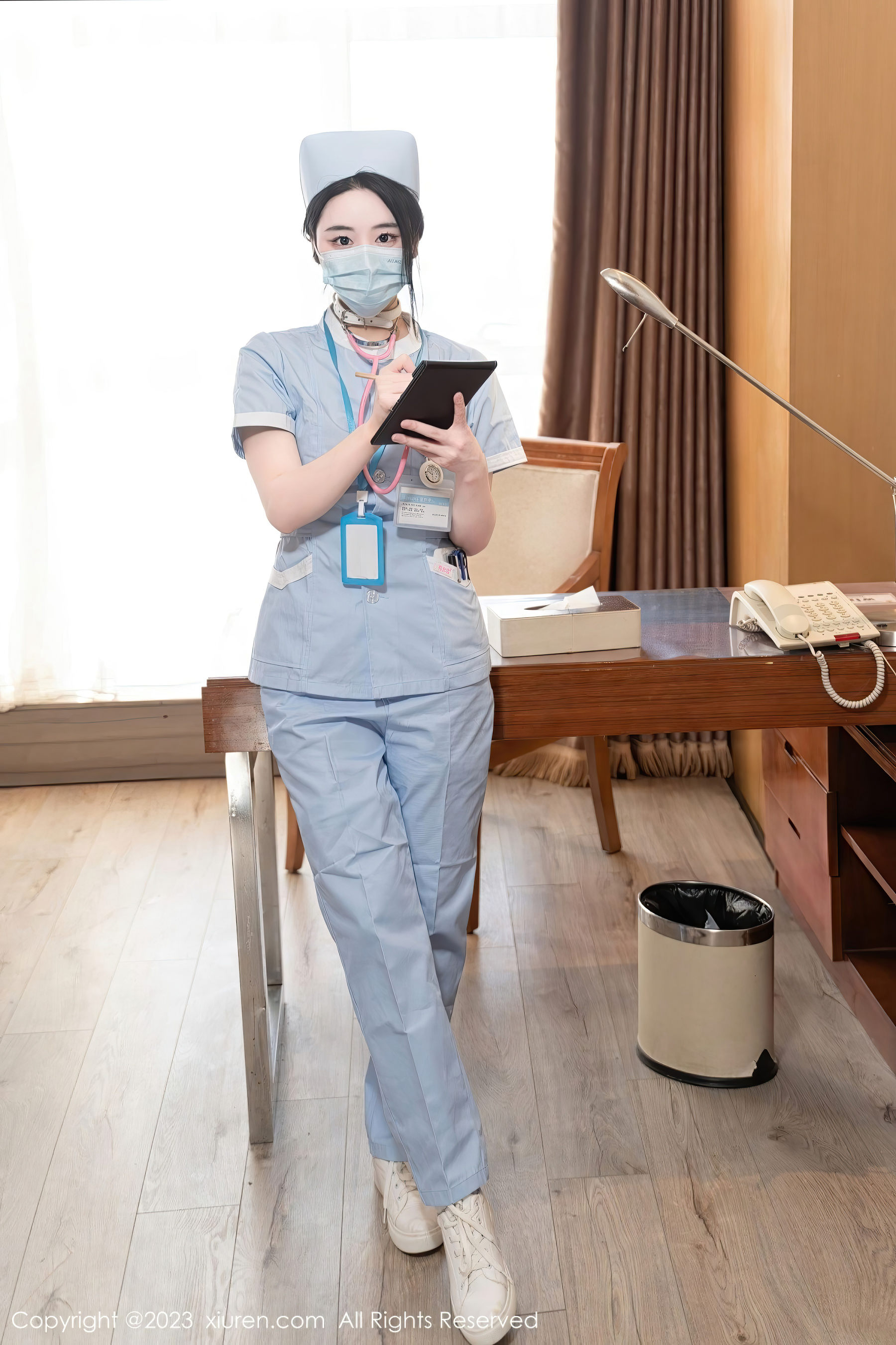 [秀人XiuRen] 2023.06.07 No.6868 汐汐爱吃草莓_第2张