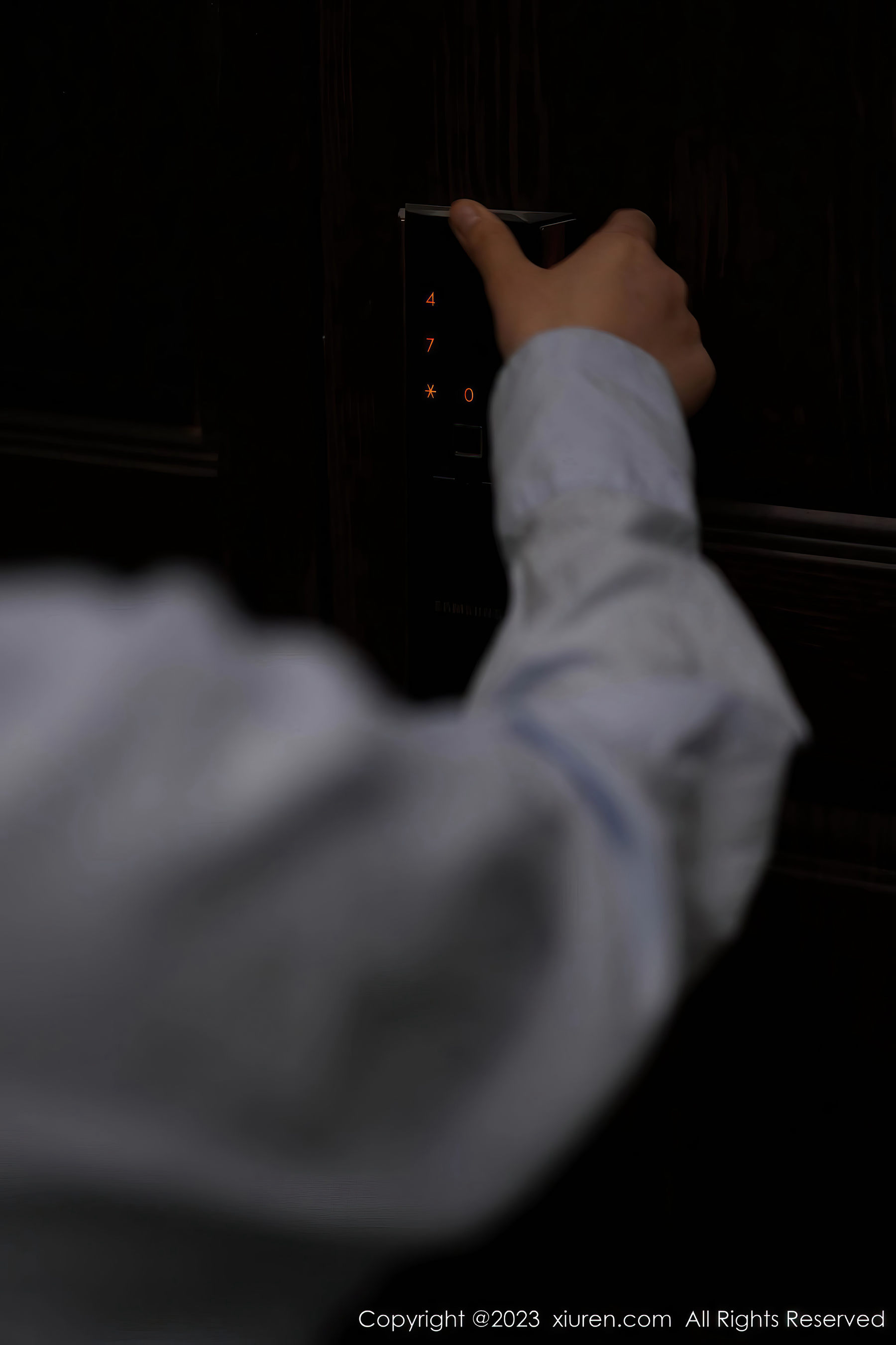 [秀人XiuRen] 2023.06.15 No.6922 laura阿姣_第4张