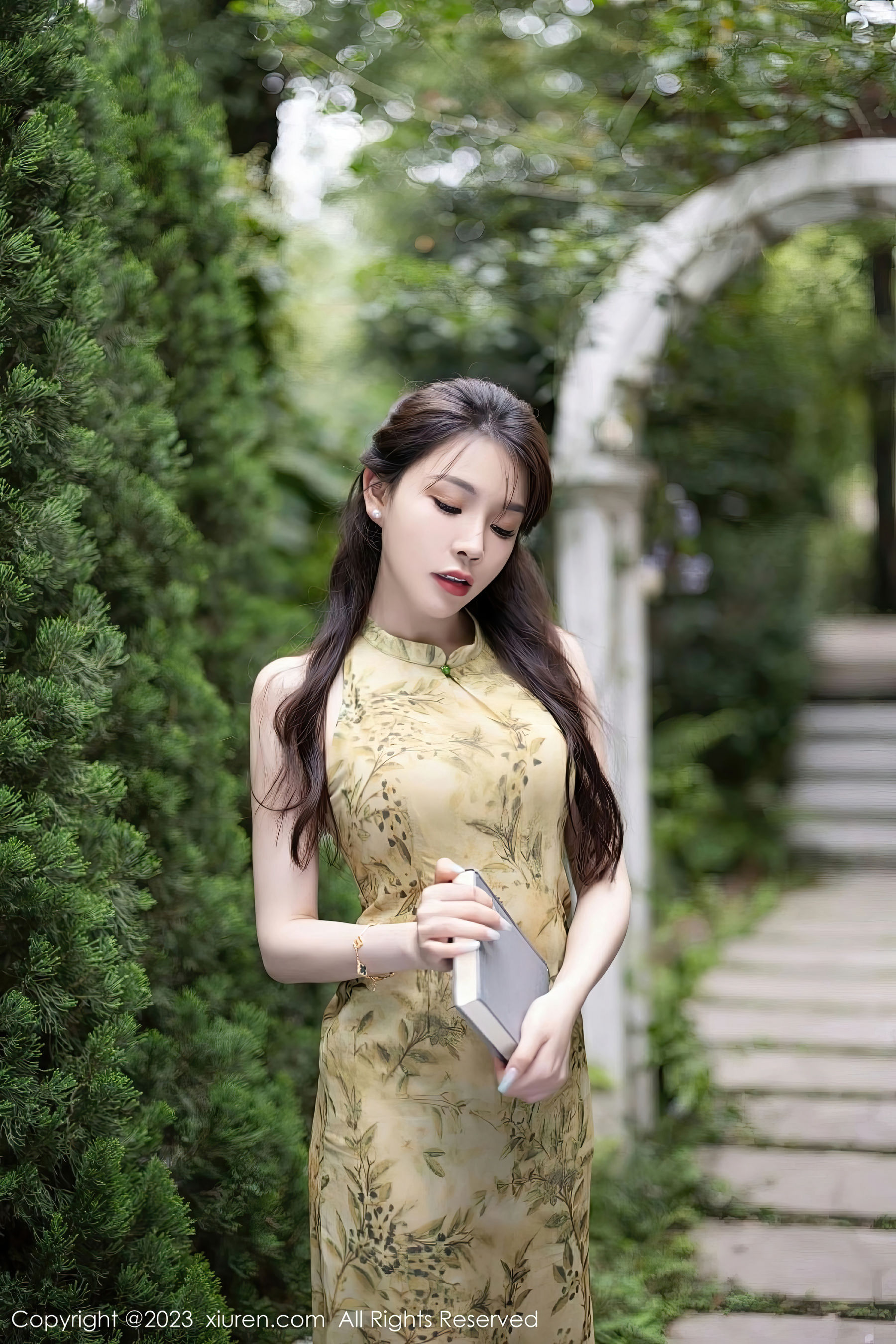 [秀人XiuRen] 2023.07.14 No.7083 徐莉芝_第1张