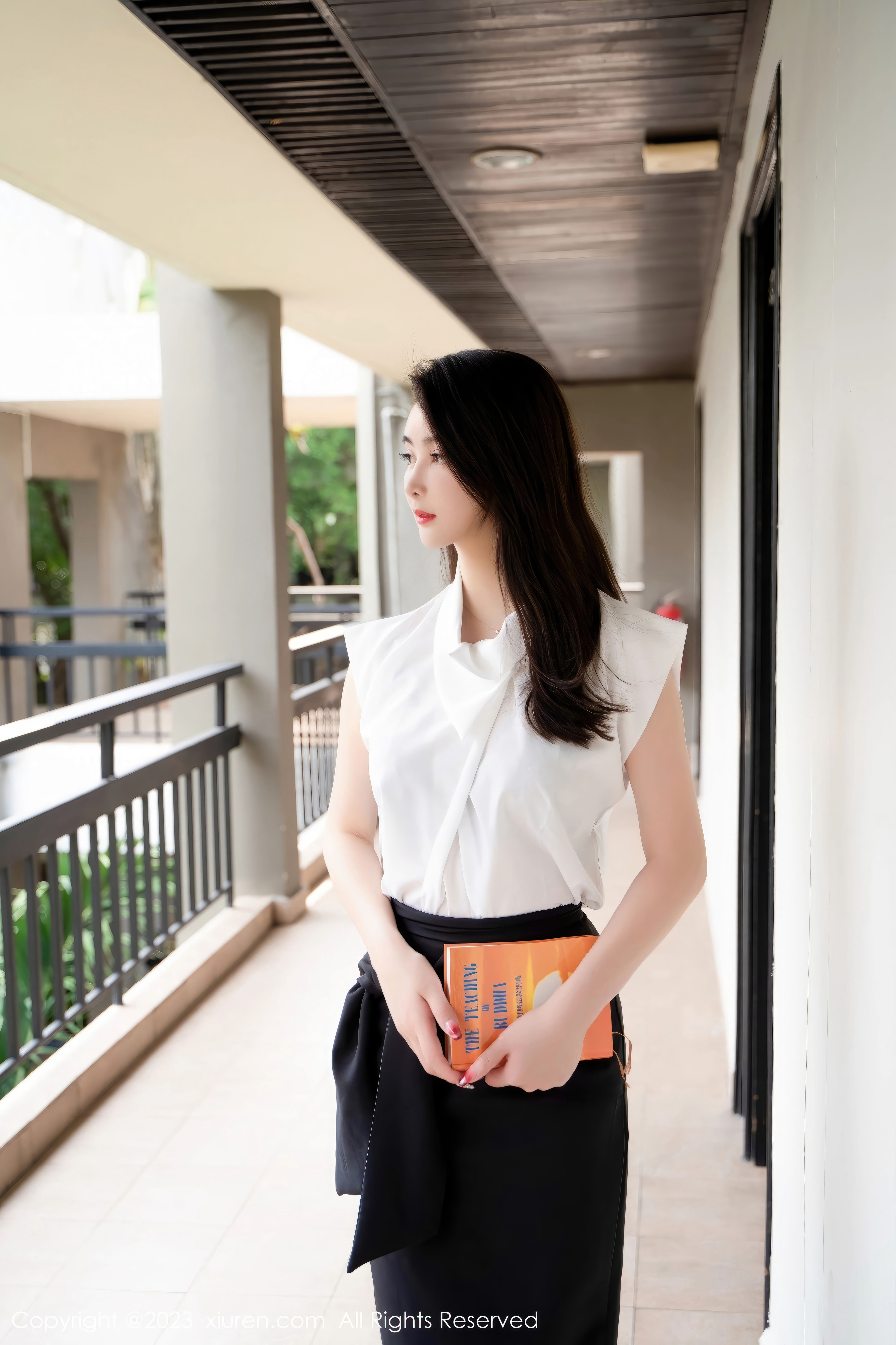 [秀人XiuRen] 2023.08.23 No.7270 Summer_第2张