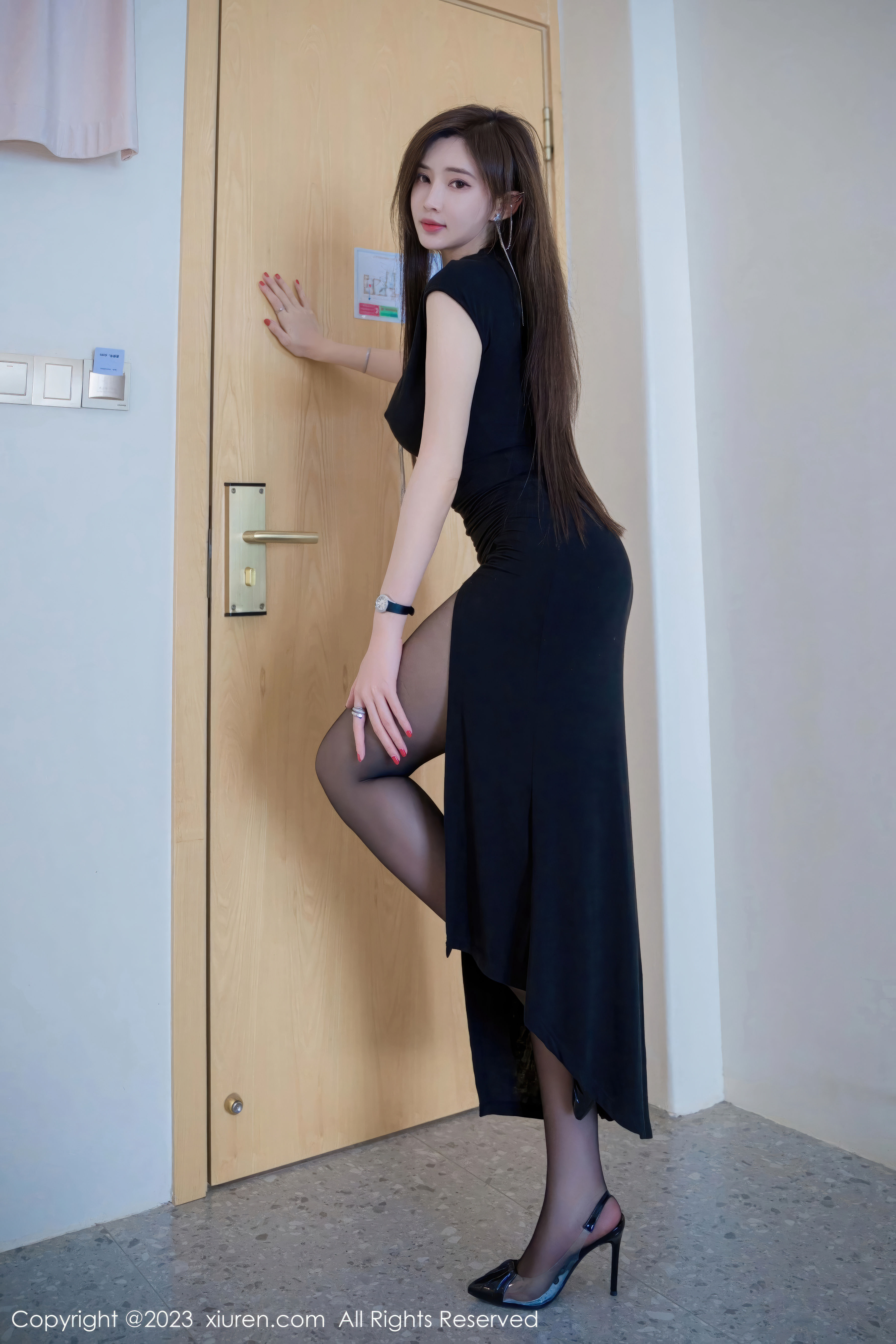 [秀人XiuRen] 2023.08.24 No.7280 周妍希_第1张