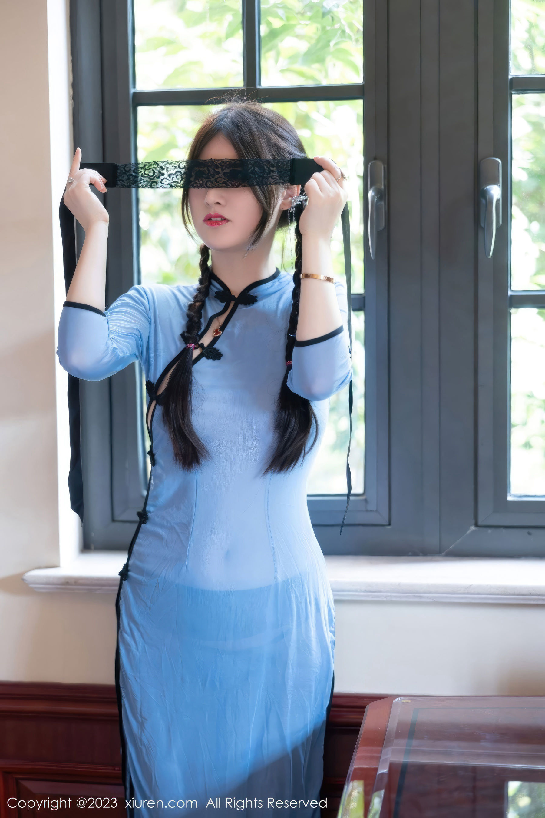 [秀人XiuRen] 2023.09.08 No.7357 诗诗_第1张