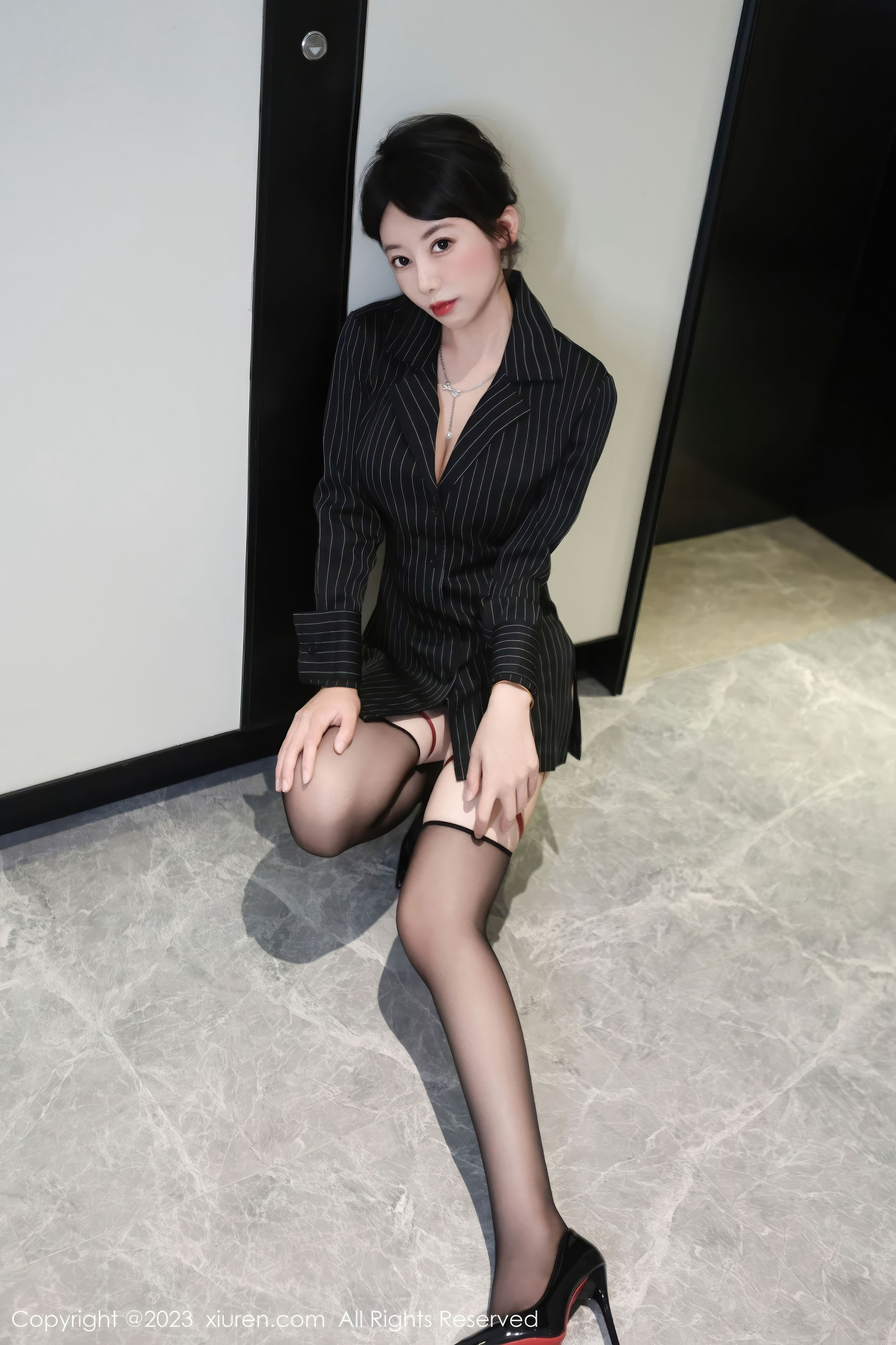 [秀人XiuRen] 2023.09.14 No.7384 白笑笑_第4张