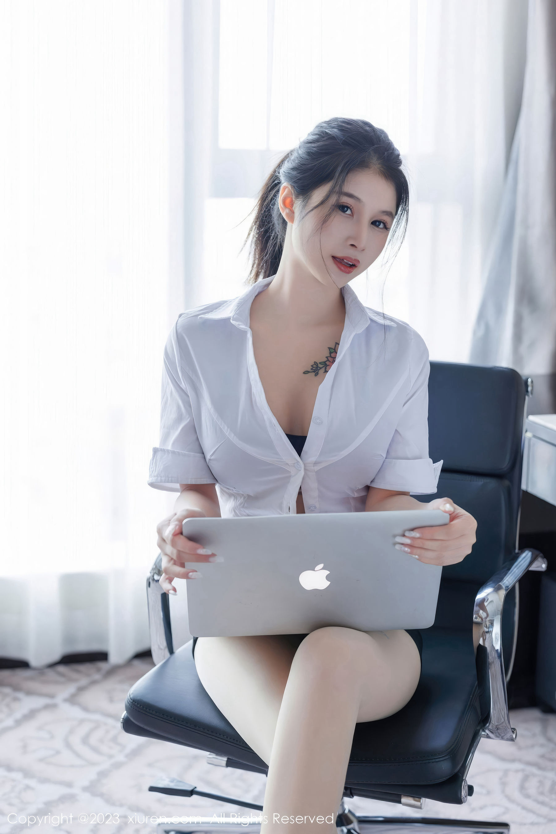 [秀人XiuRen] 2023.09.19 No.7406 灵诗怡_第3张