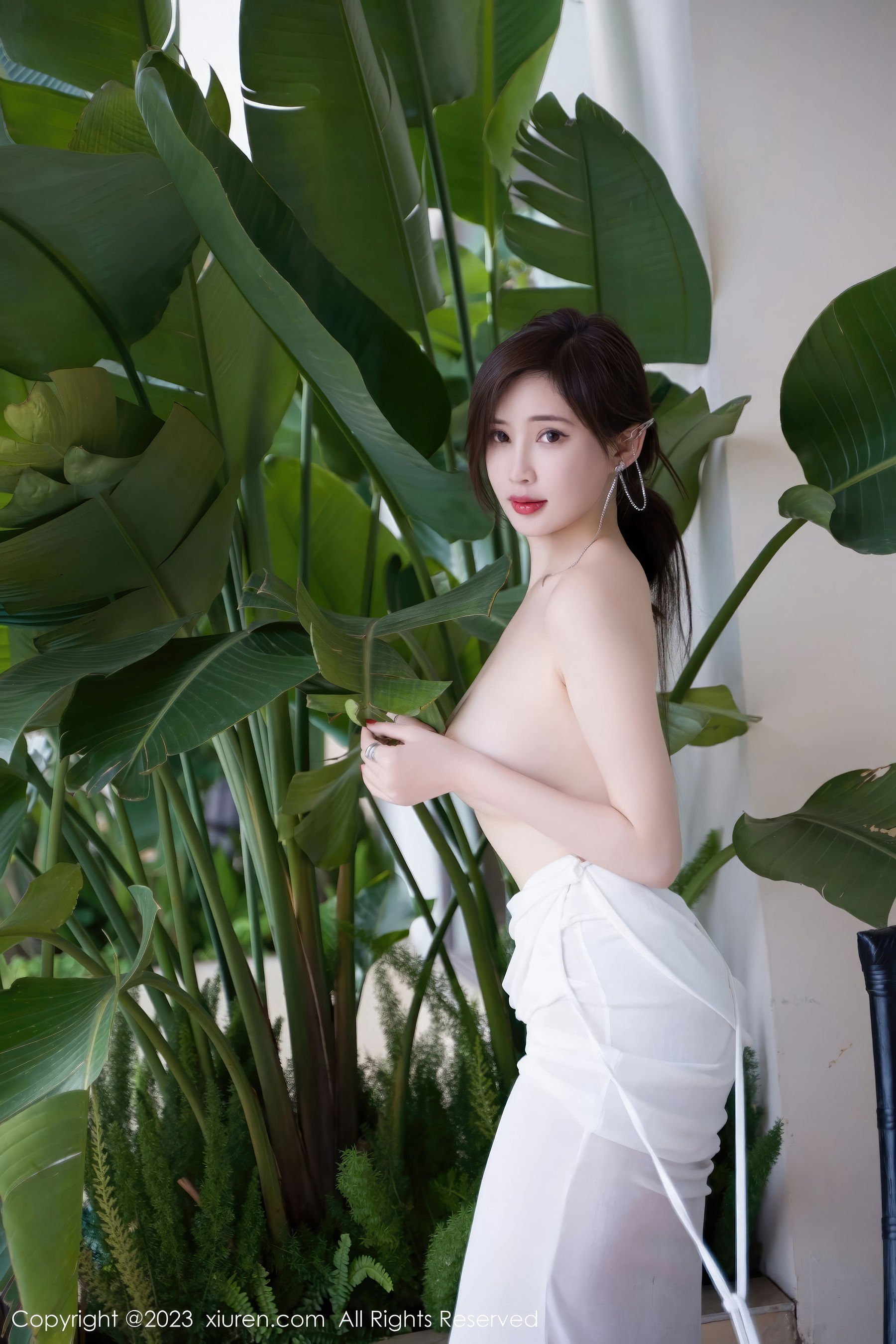 [秀人XiuRen] 2023.09.28 No.7461 周妍希_第1张