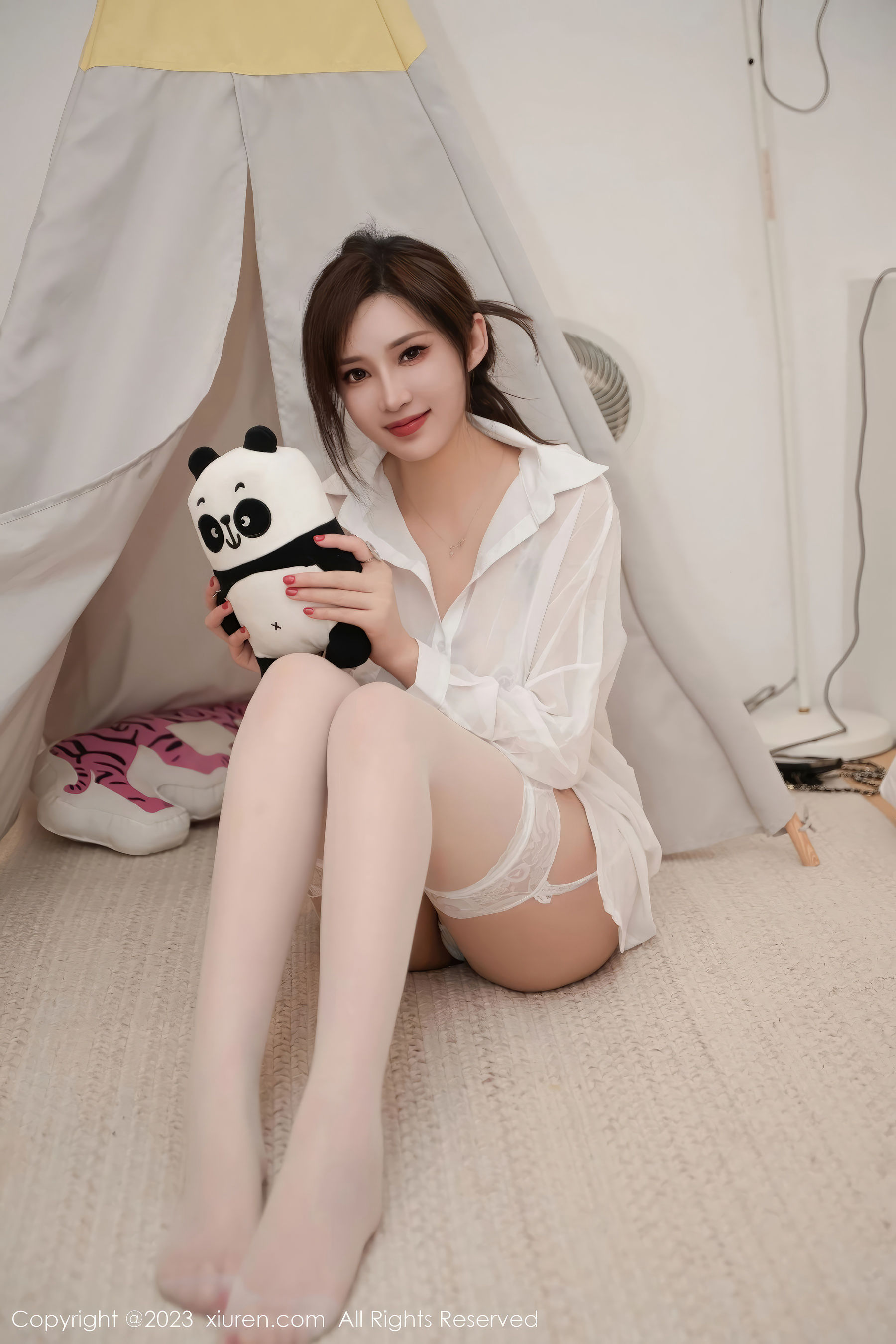 [秀人XiuRen] 2023.11.16 No.7672 周妍希_第3张