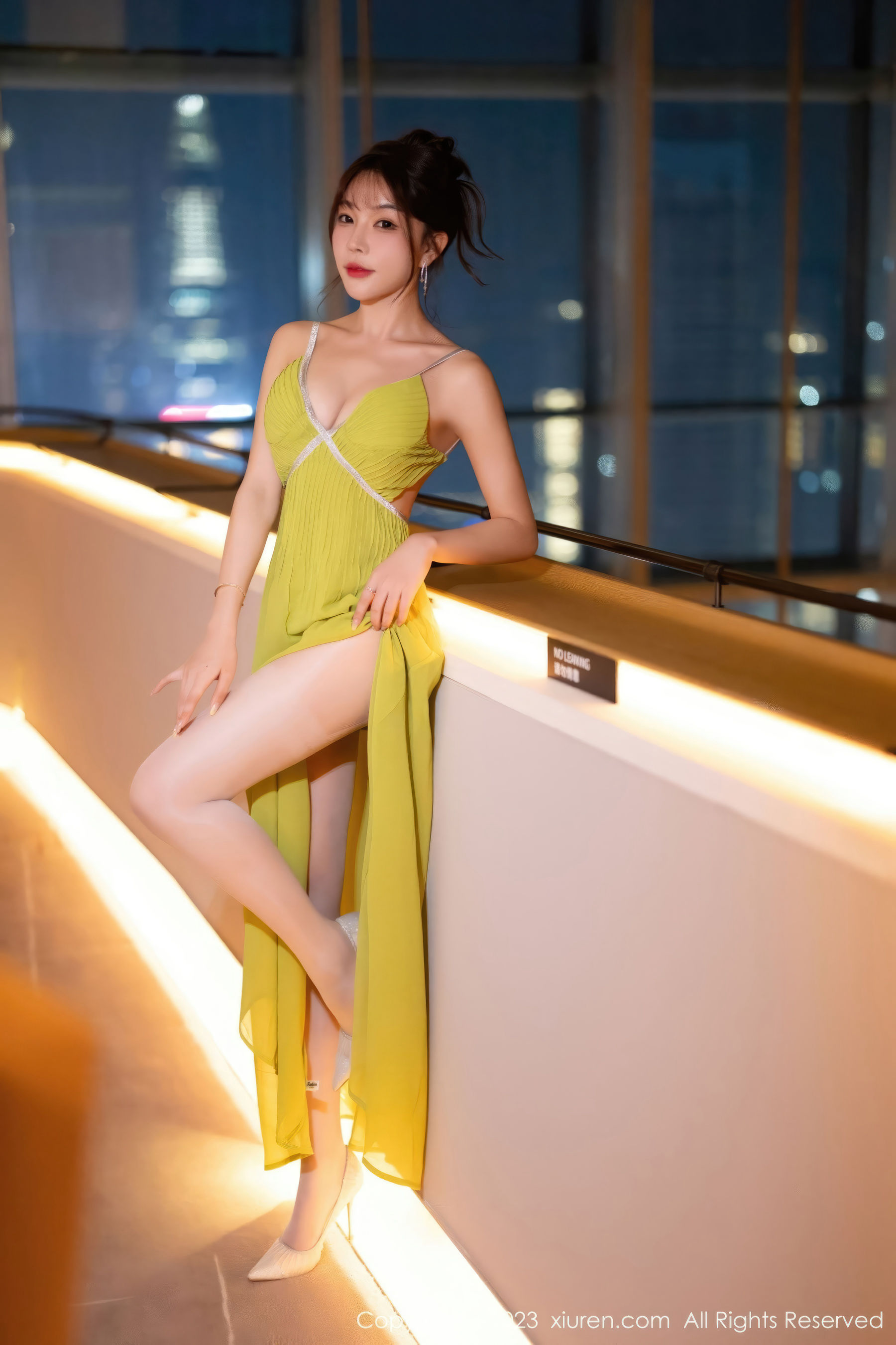 [秀人XiuRen] 2023.11.21 No.7696 徐莉芝_第3张