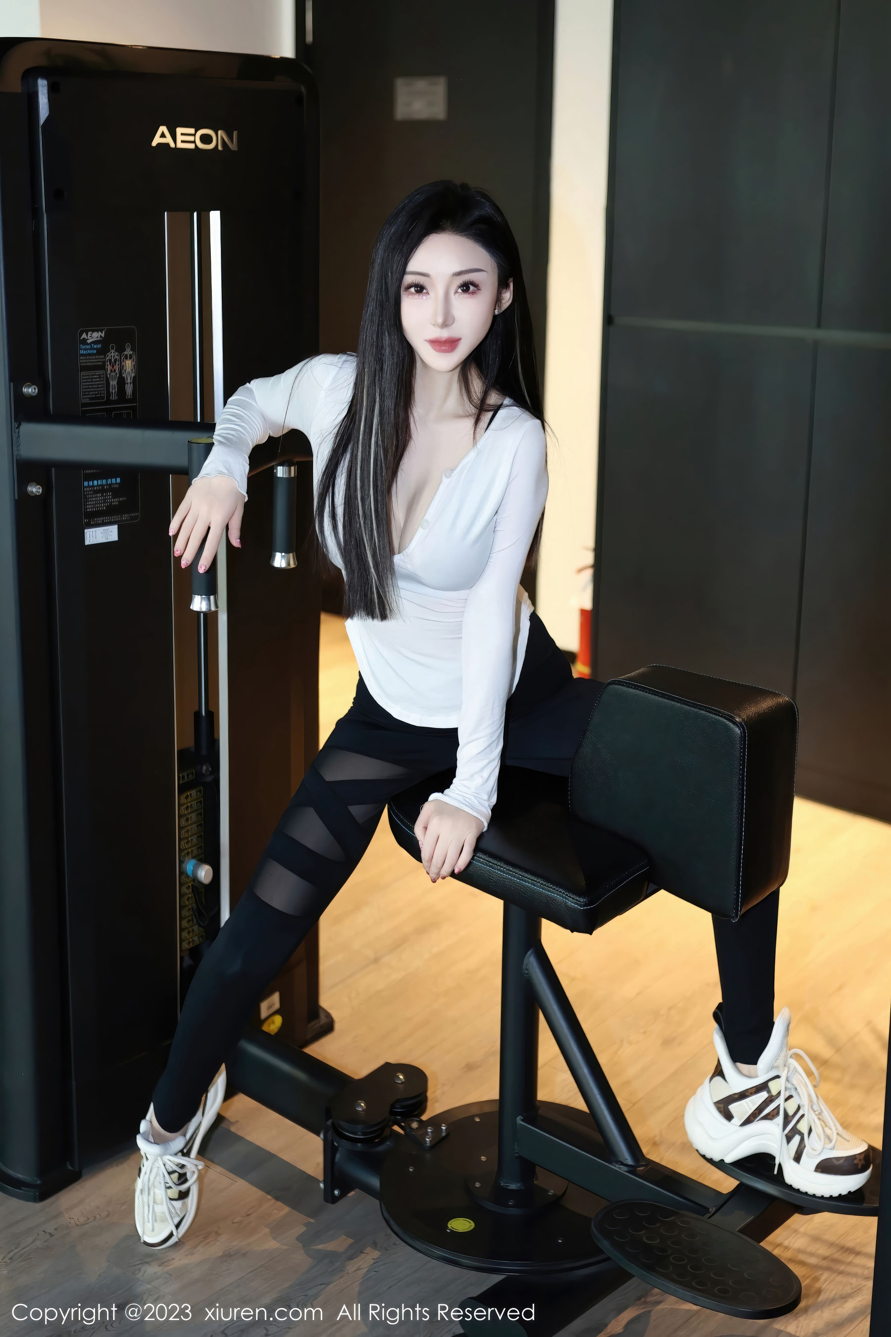 [秀人XiuRen] 2023.11.23 No.7705 田兮白_第1张