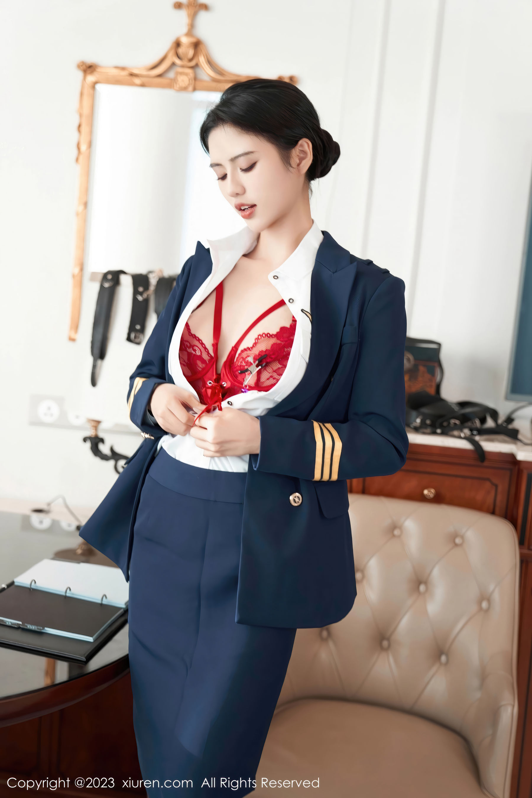 [秀人XiuRen] 2023.11.29 No.7737 浅浅_第3张