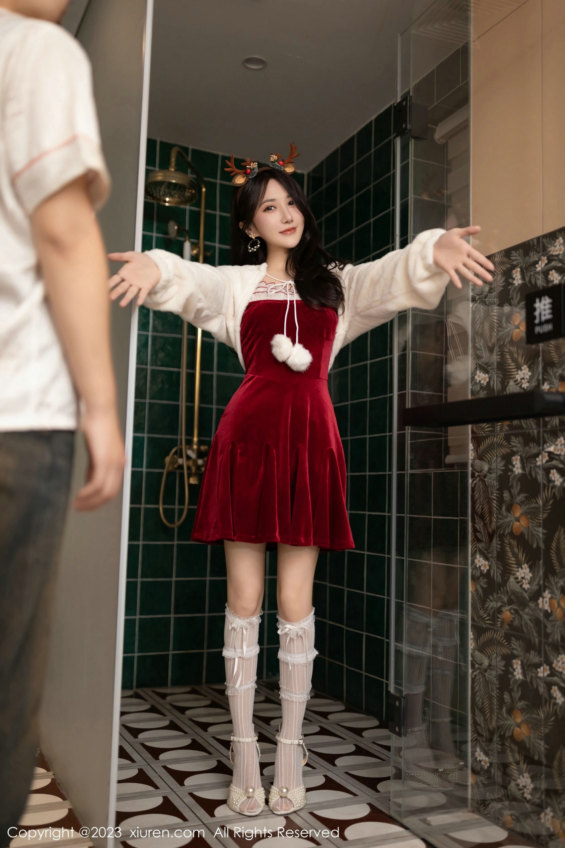 [秀人XiuRen] 2023.12.22 No.7854 鱼子酱Fish_第3张