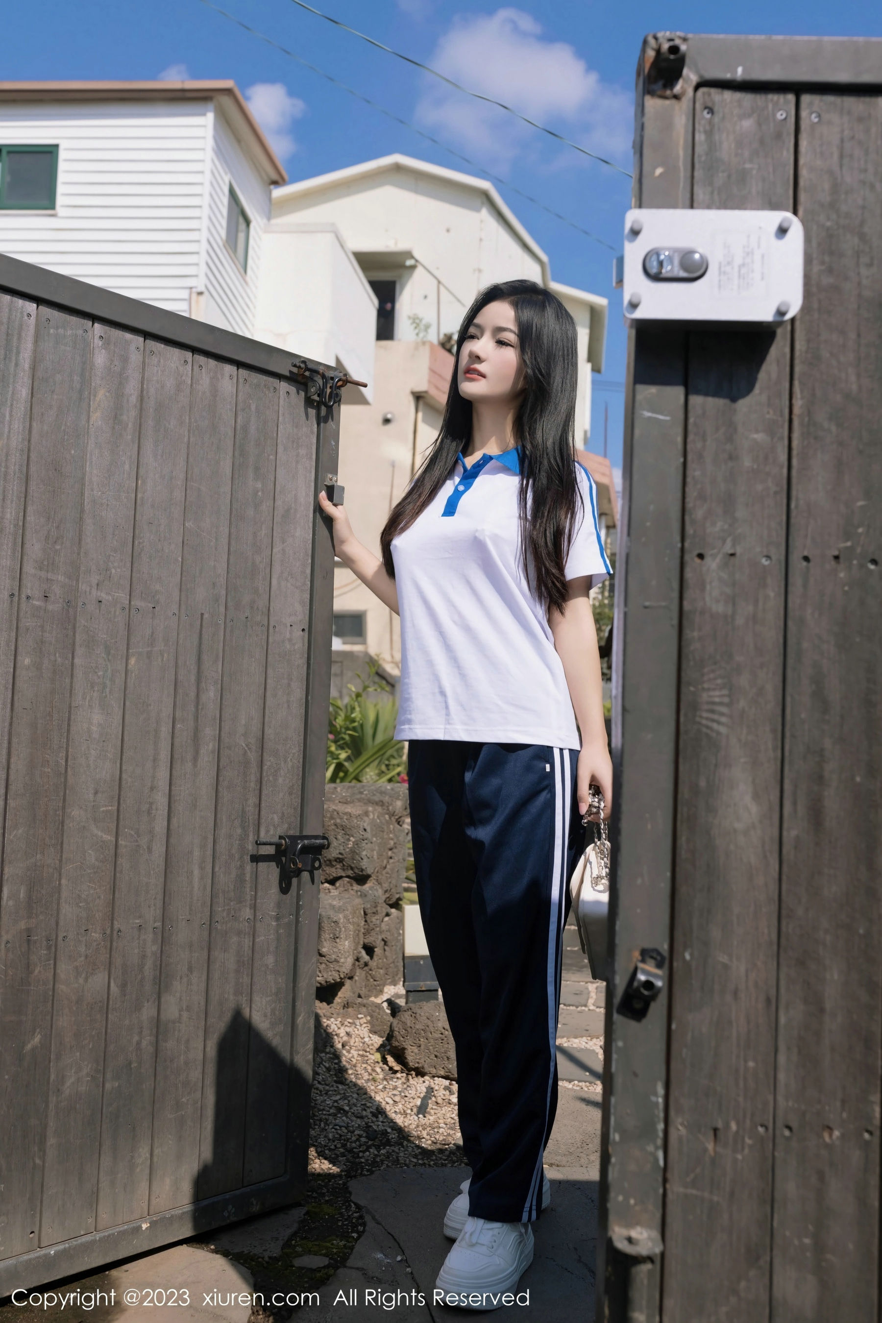 [秀人XiuRen] 2023.12.27 No.7876 谭小灵_第1张