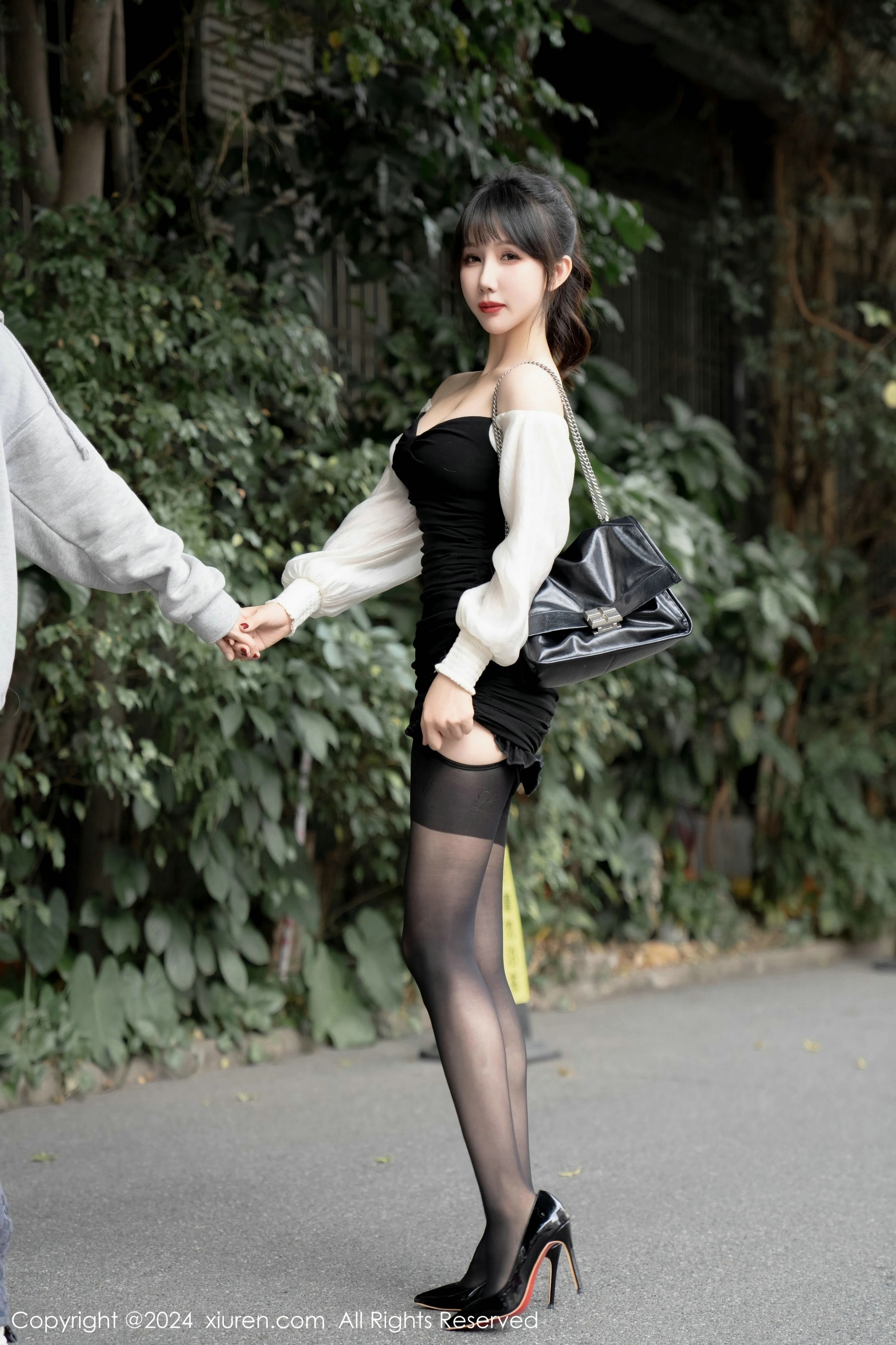 [秀人XiuRen] 2024.01.09 No.7930 波巧酱_第1张