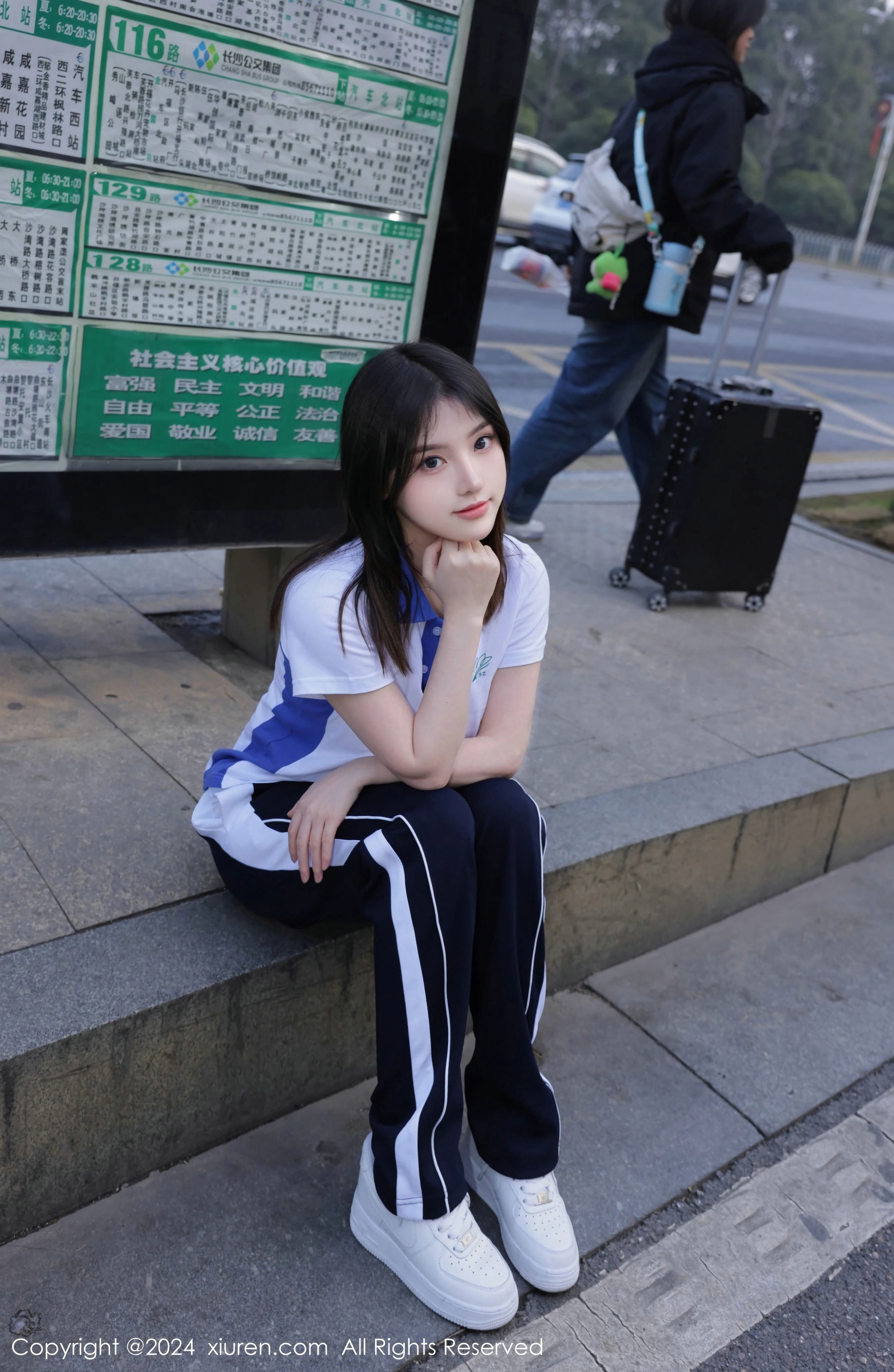 [秀人XiuRen] 2024.01.19 No.7994 豆瓣酱_第5张