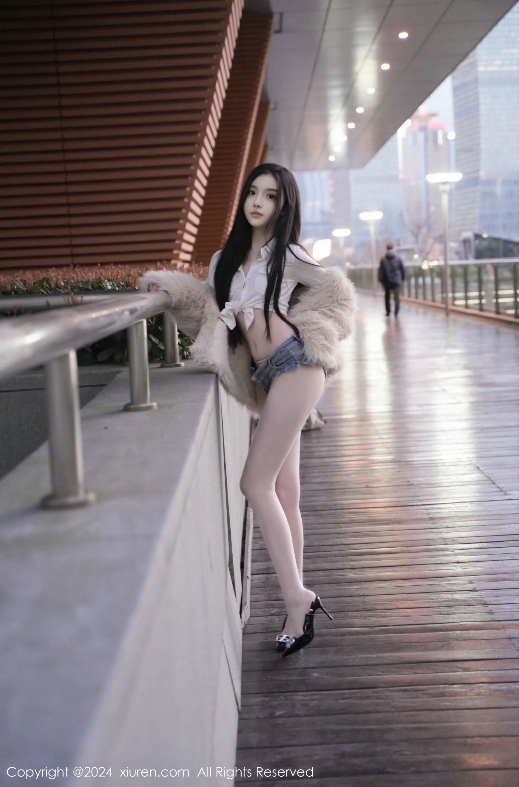 [秀人XiuRen] 2024.03.20 No.8261 龙雪儿_第4张