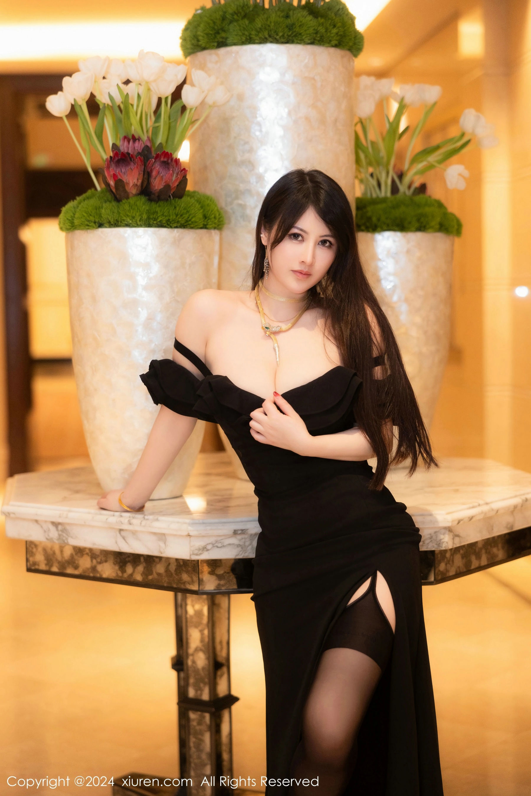 [秀人XiuRen] 2024.04.16 No.8397 诗诗kiki_第1张