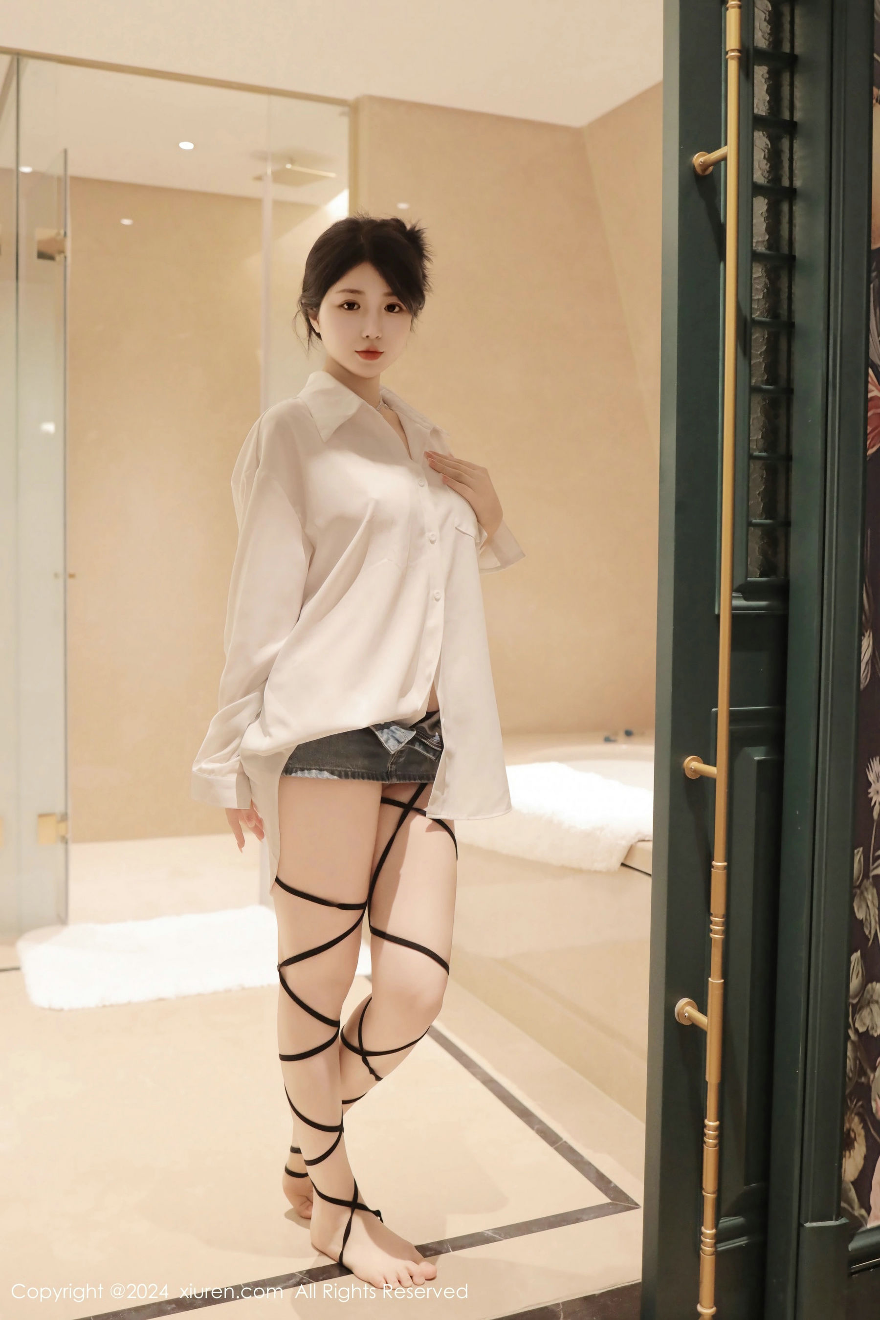 [秀人XiuRen] 2024.04.16 No.8400 陈小花_第1张