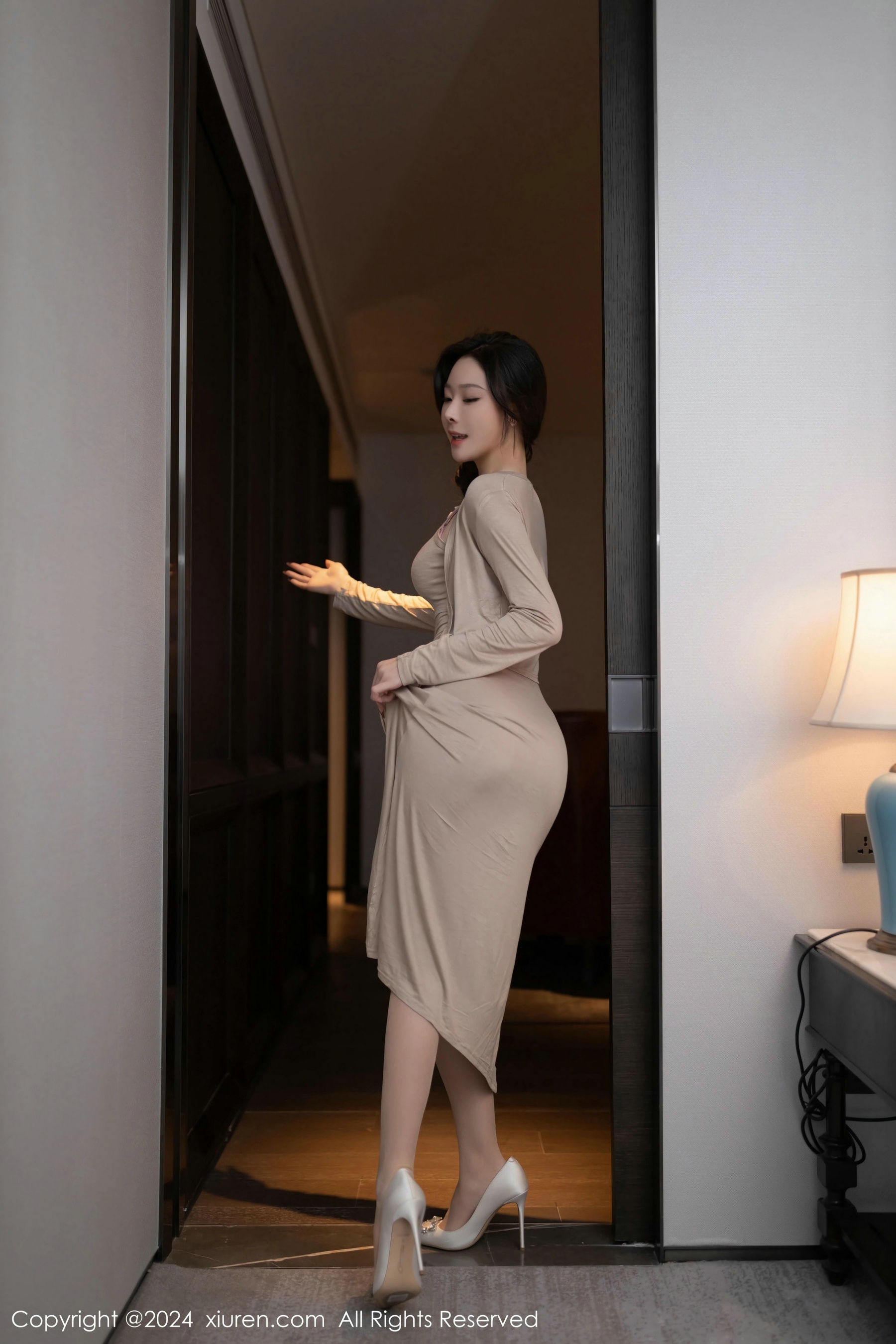 [秀人XiuRen] 2024.04.18 No.8417 小逗逗_第4张