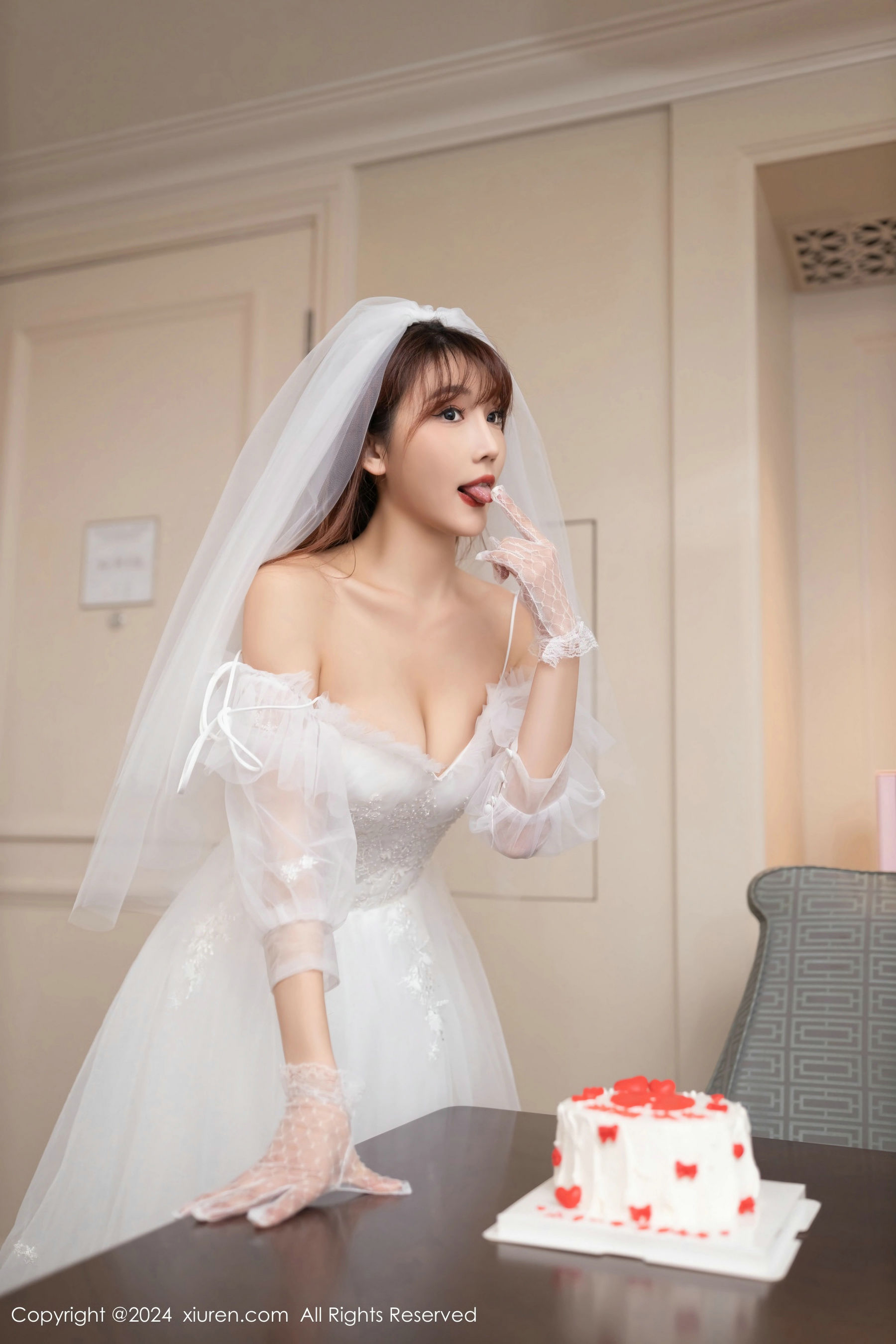 [秀人XiuRen] 2024.04.18 No.8418 陆萱萱_第5张