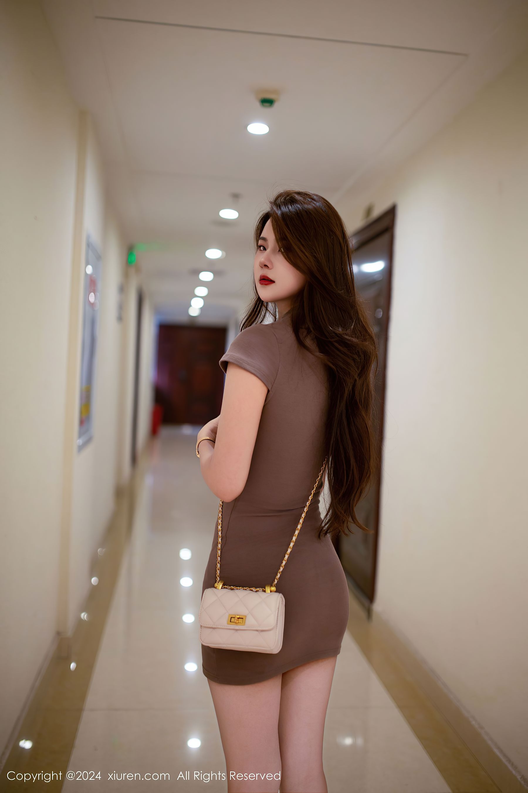 [秀人XiuRen] 2024.04.09 No.8359 仙女爱自由_第1张