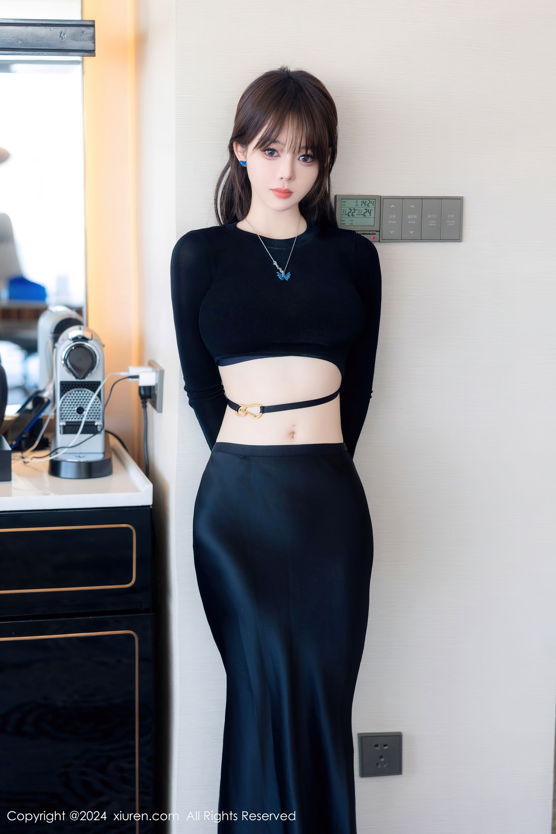 [秀人XiuRen] 2024.06.06 No.8661 奶瓶_第1张