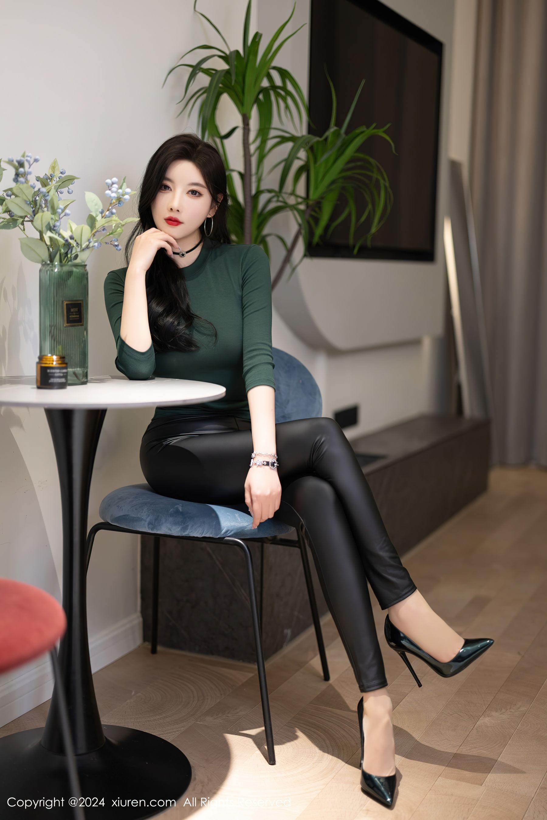 [秀人XiuRen] 2024.06.14 No.8707 杨晨晨Yome_第1张