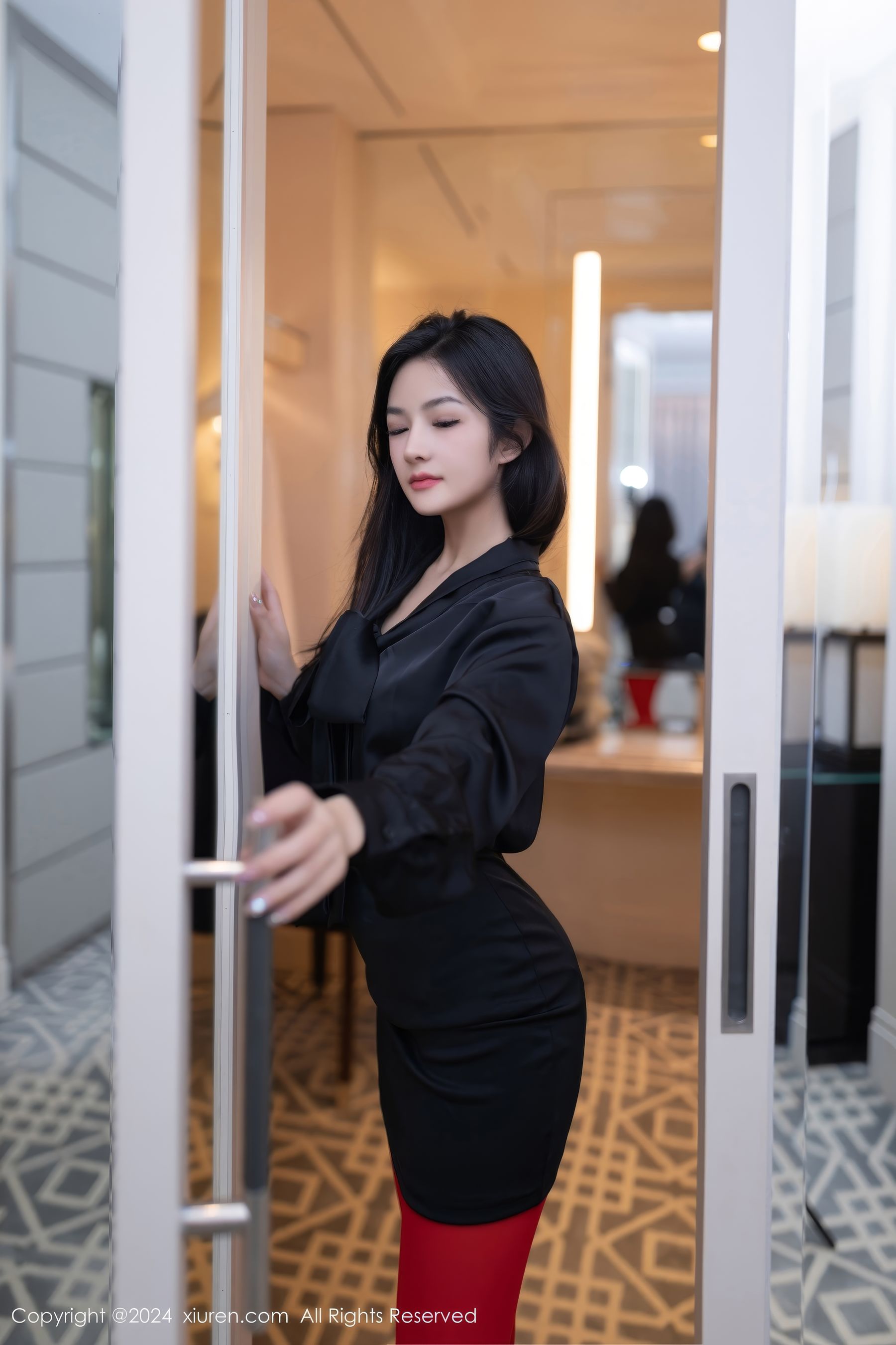 [秀人XiuRen] 2024.07.03 No.8801 谭小灵_第5张