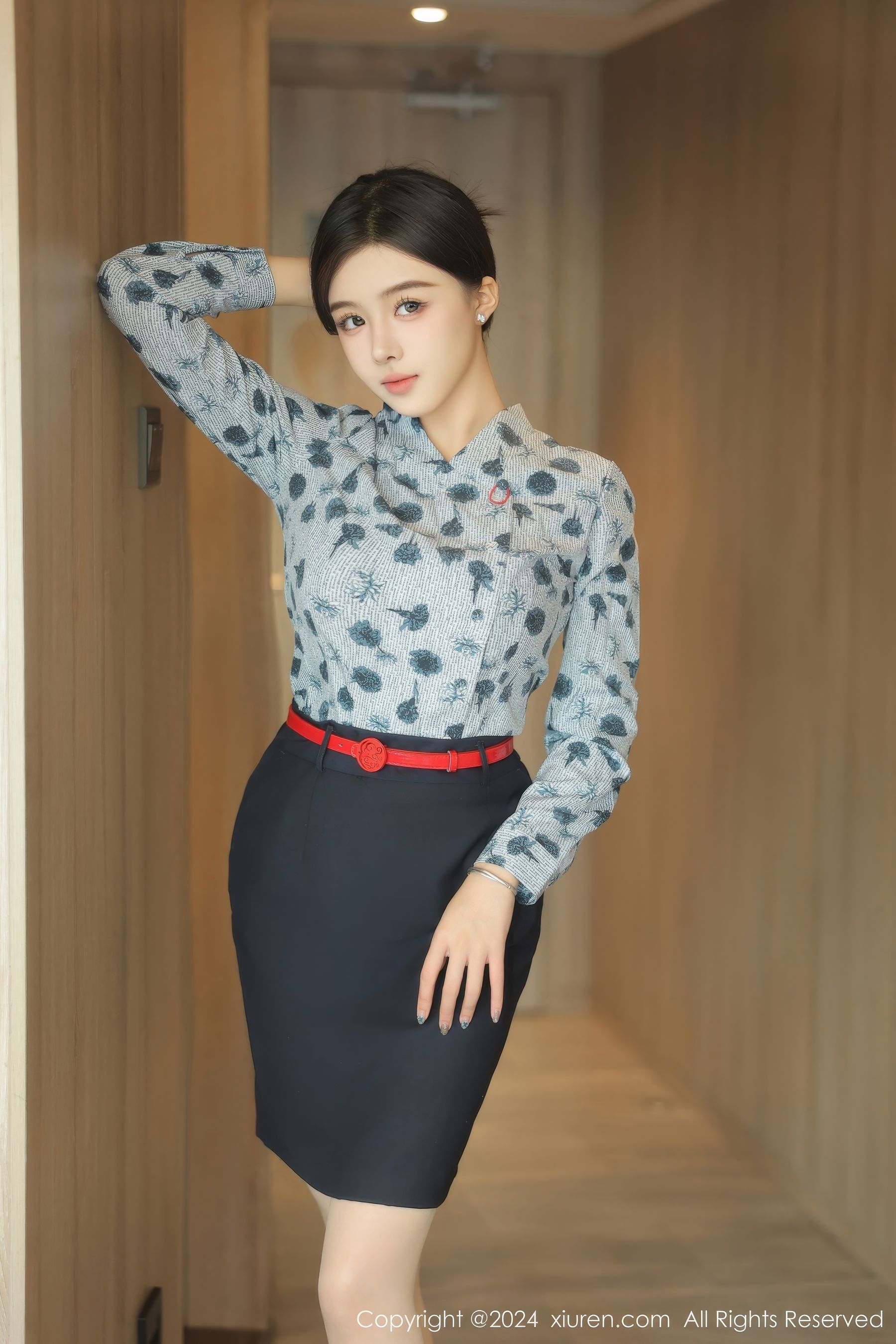 [秀人XiuRen] 2024.07.26 No.8919 袁圆_第1张