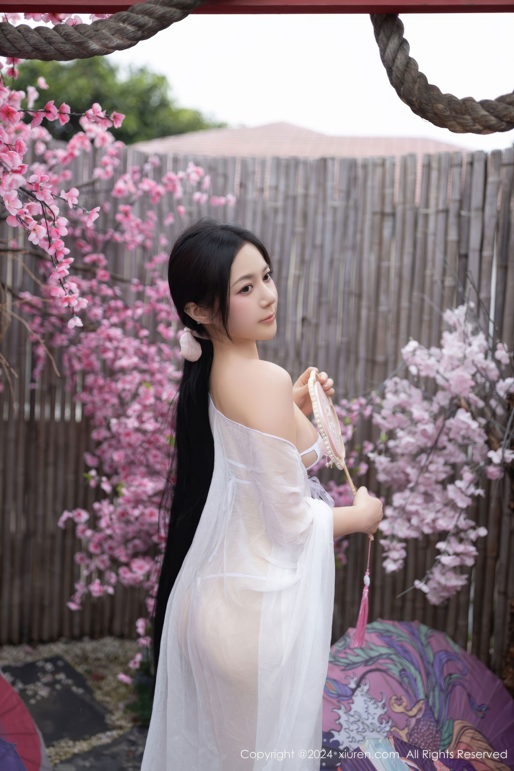 [秀人XiuRen] 2024.07.26 No.8927 鱼子酱Fish_第5张