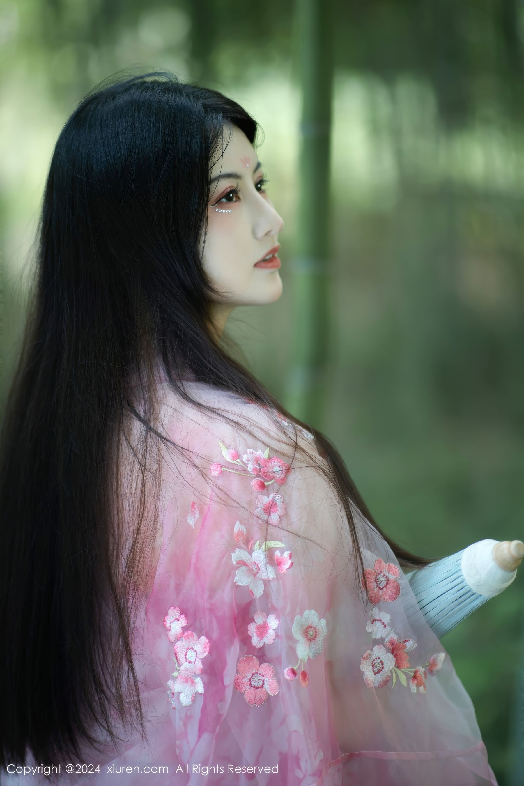 [秀人XiuRen] 2024.09.02 No.9100 诗诗kiki_第2张