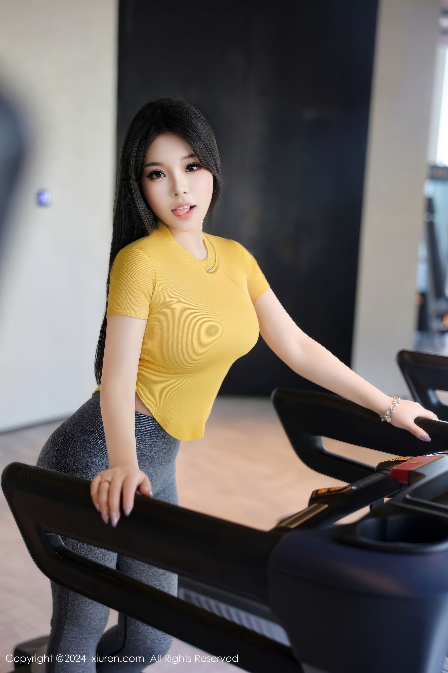 [秀人XiuRen] 2024.09.05 No.9117 麦田_第2张