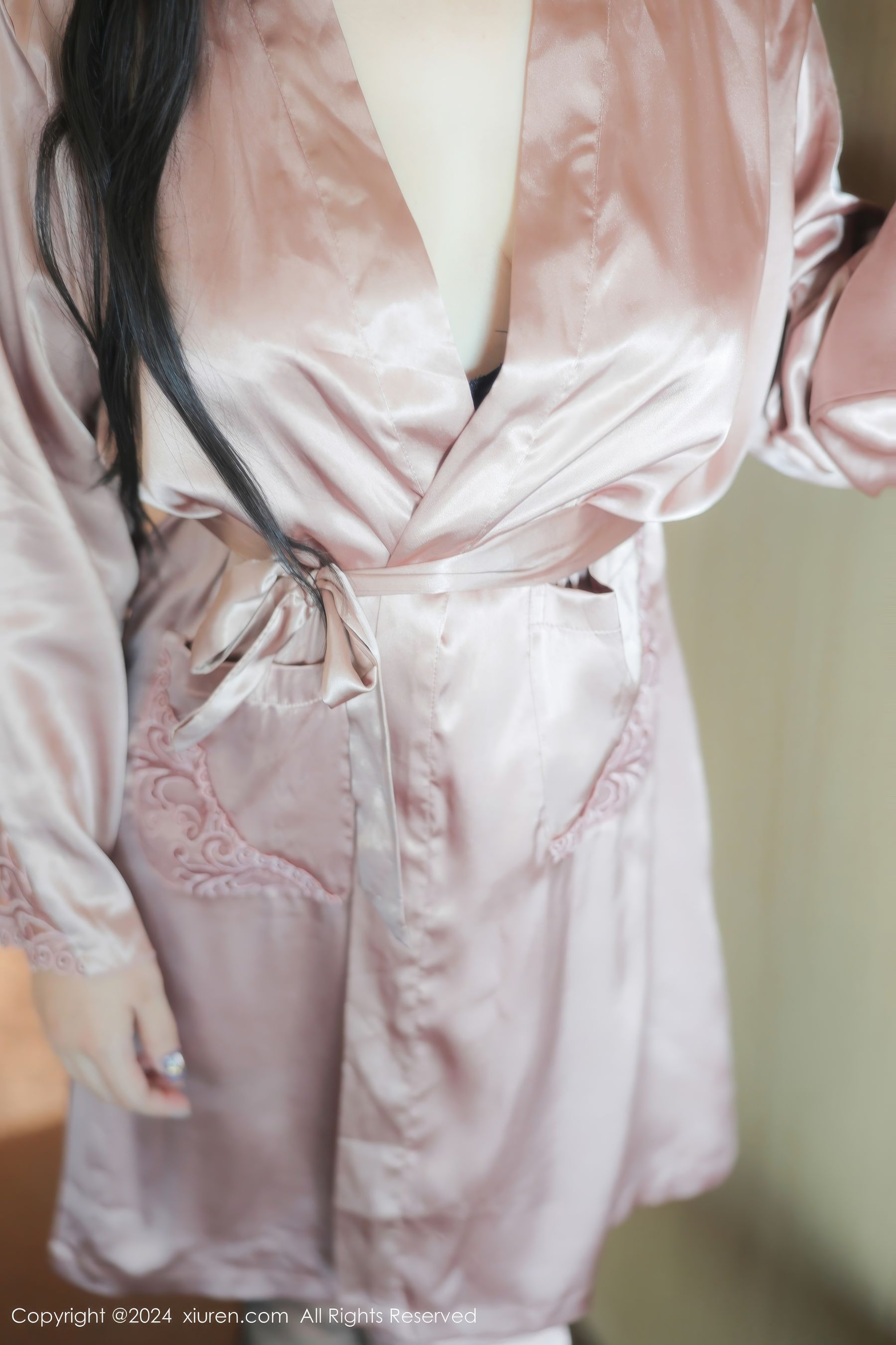 [秀人XiuRen] 2024.09.14 No.9159 白洁Bessie_第1张