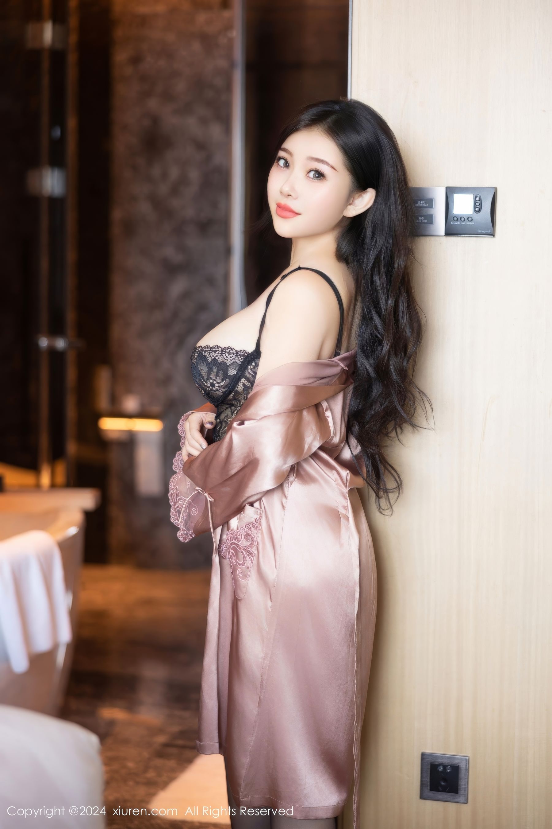 [秀人XiuRen] 2024.09.14 No.9159 白洁Bessie_第4张