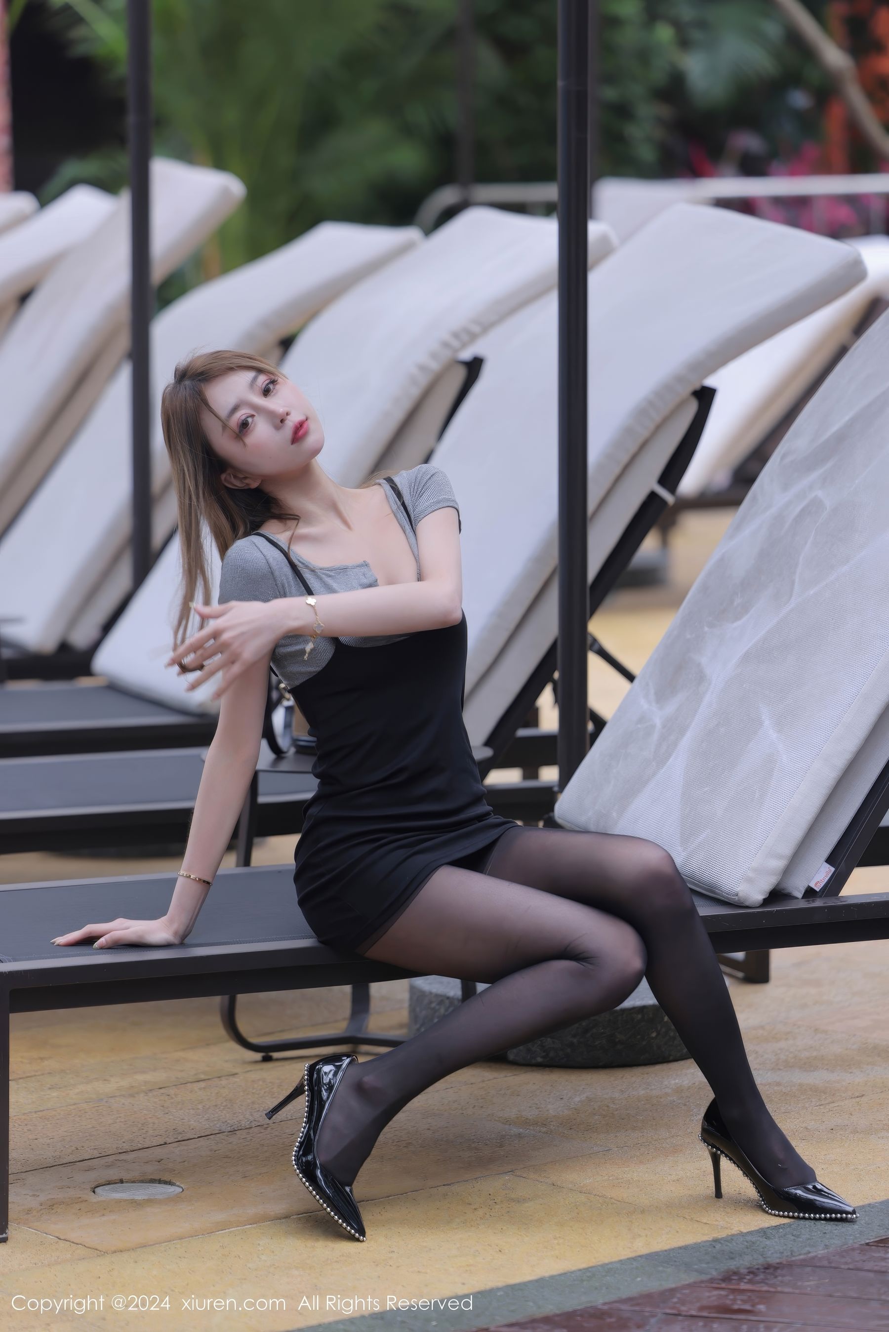 [秀人XiuRen] 2024.09.26 No.9213 Zoe柚柚_第2张