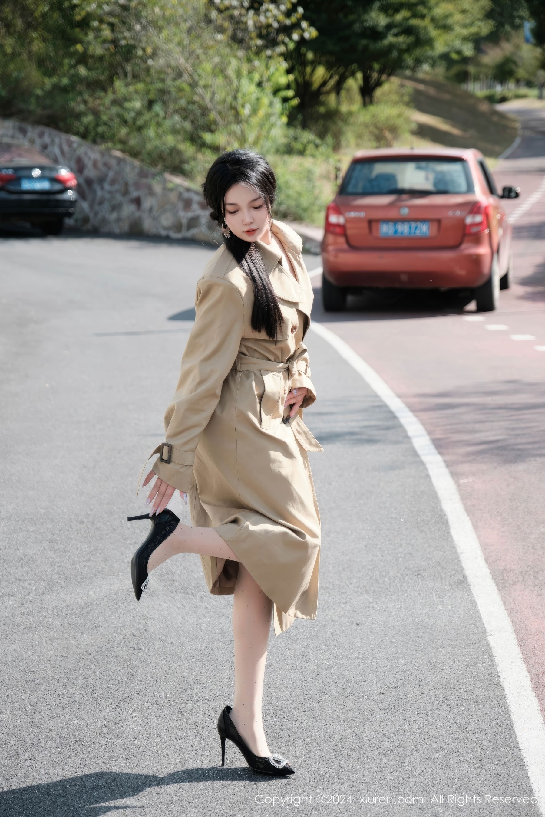 [秀人XiuRen] 2024.10.10 No.9261 麦田_第4张