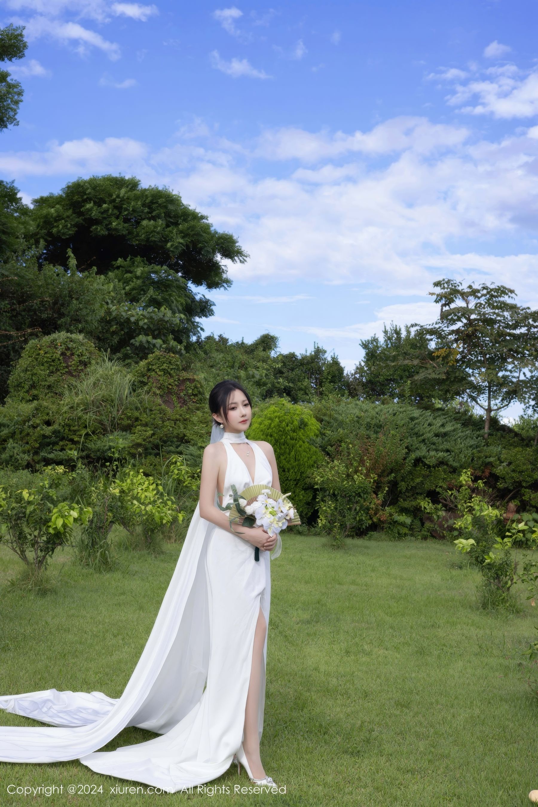 [秀人XiuRen] 2024.11.01 No.9387 鱼子酱Fish_第1张