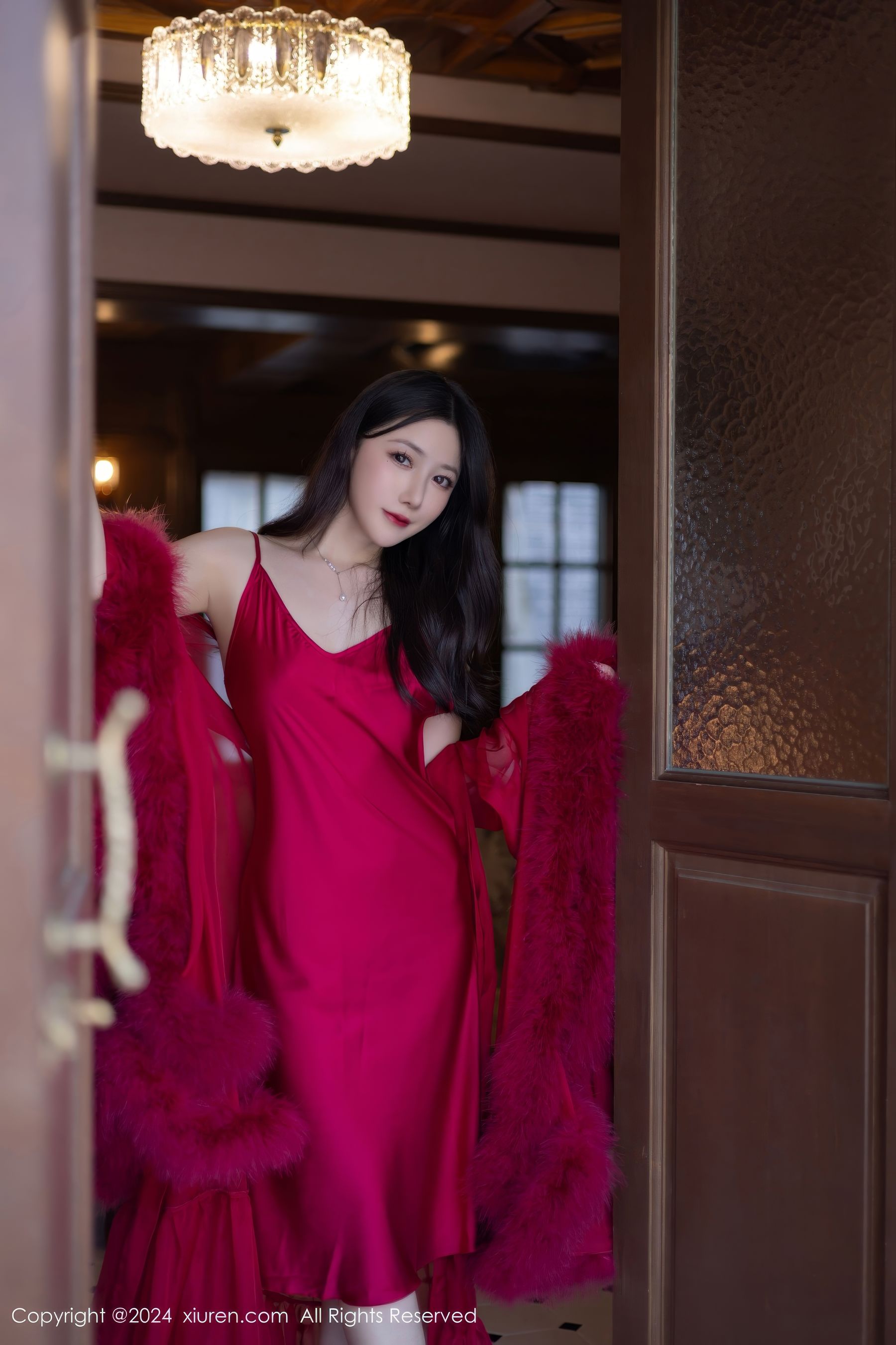 [秀人XiuRen] 2024.11.08 No.9422 鱼子酱Fish_第3张